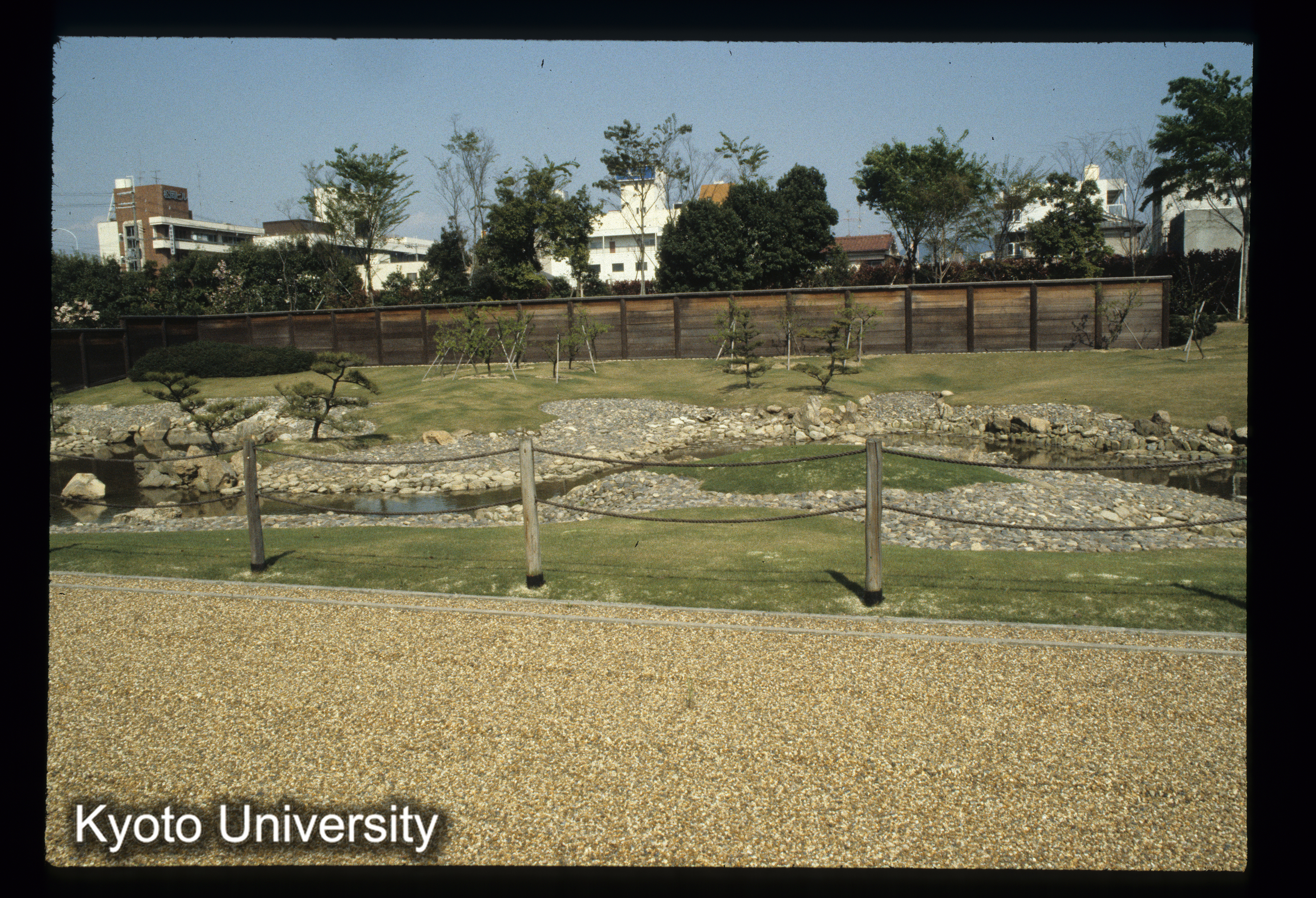 ［スライド］ (1)