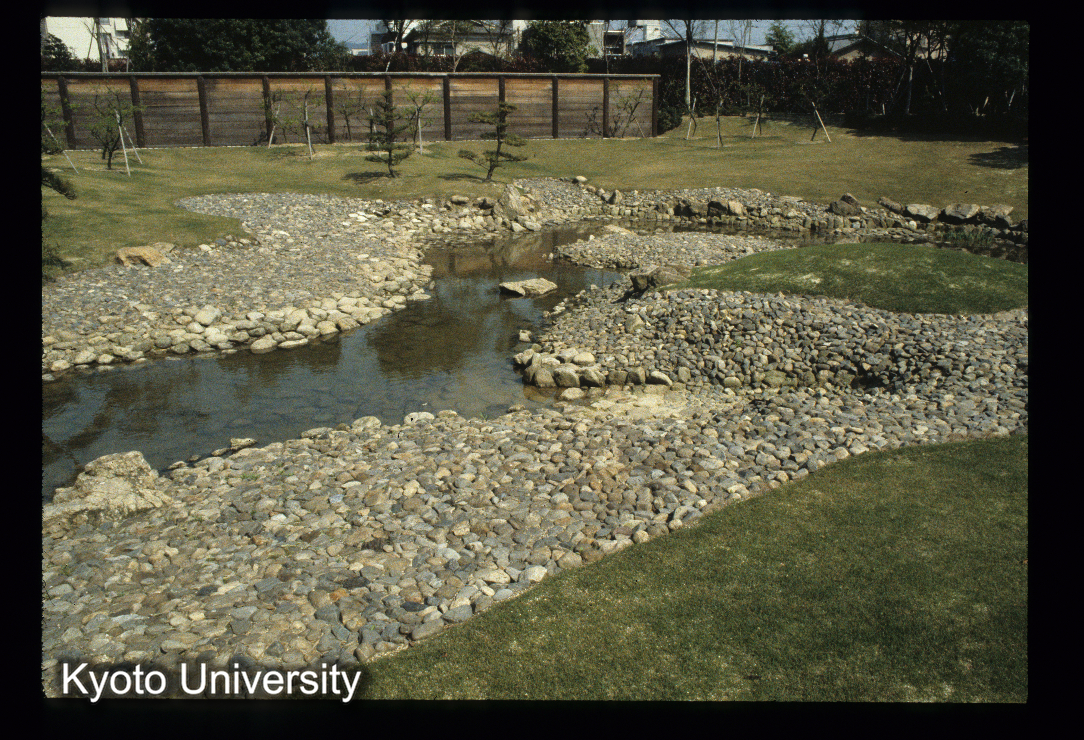 ［スライド］ (1)