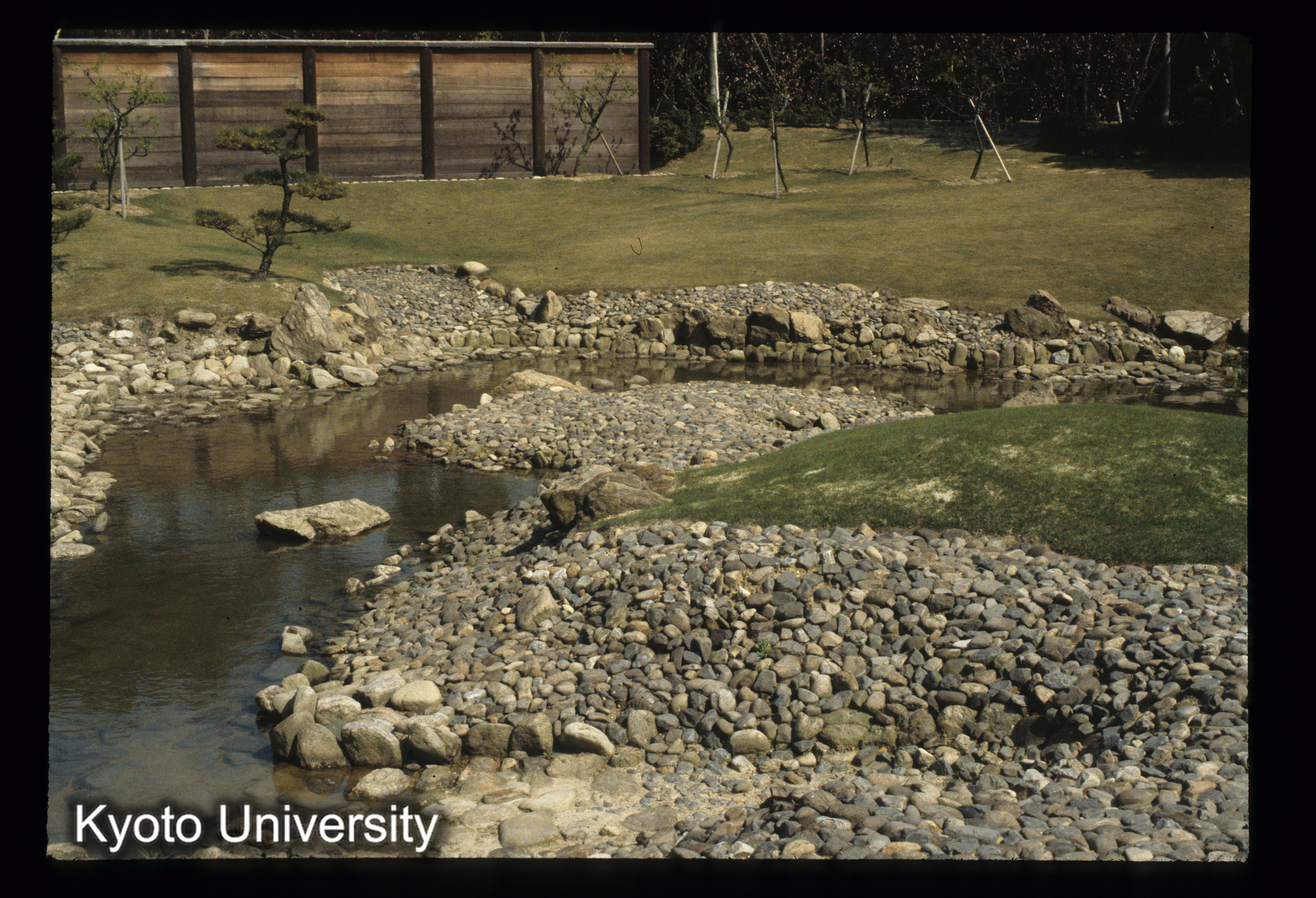 ［スライド］ (1)