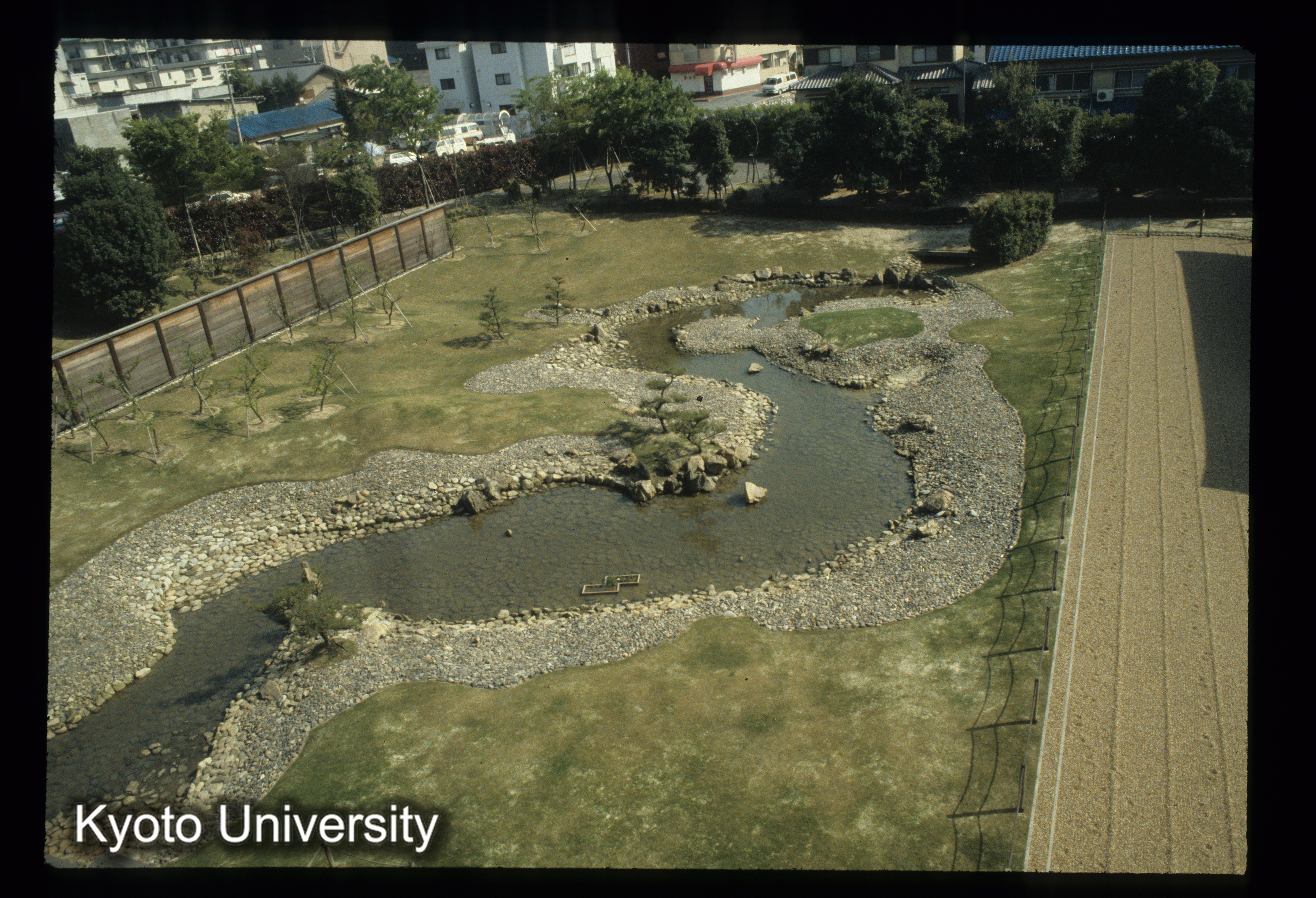 ［スライド］ (1)