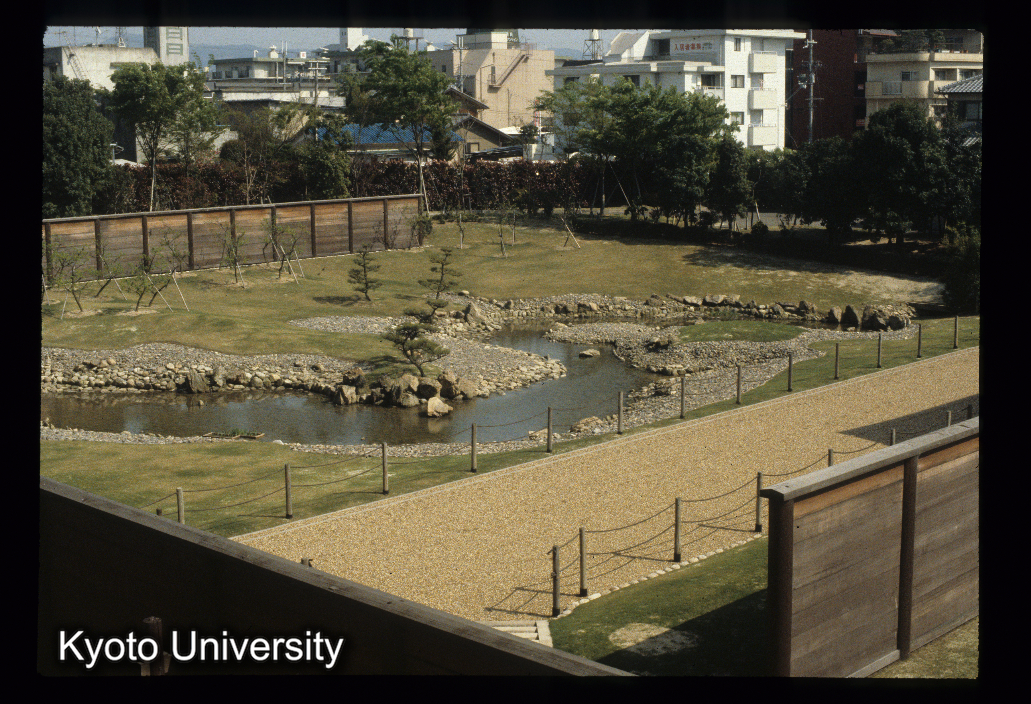 ［スライド］ (1)