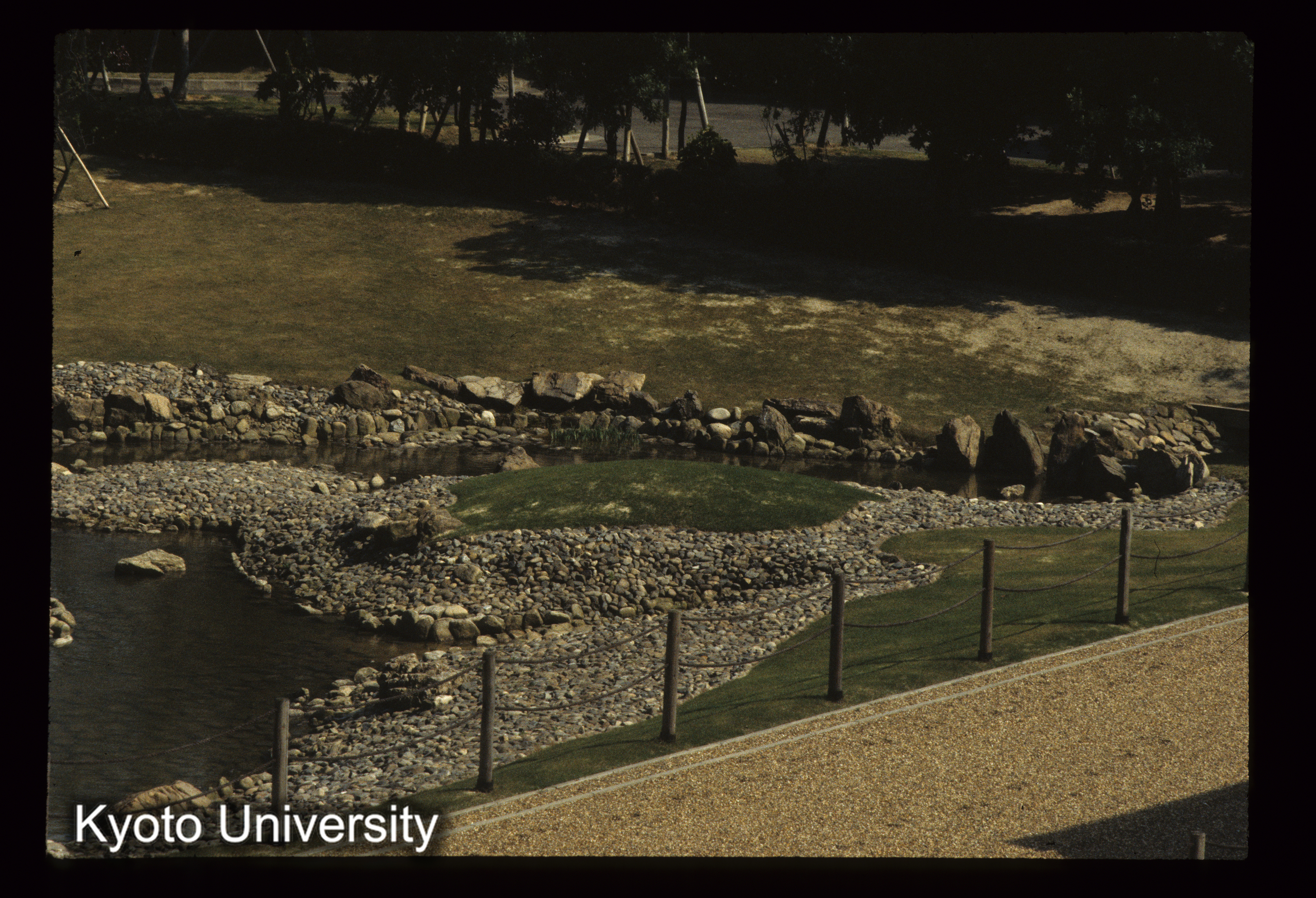 ［スライド］ (1)