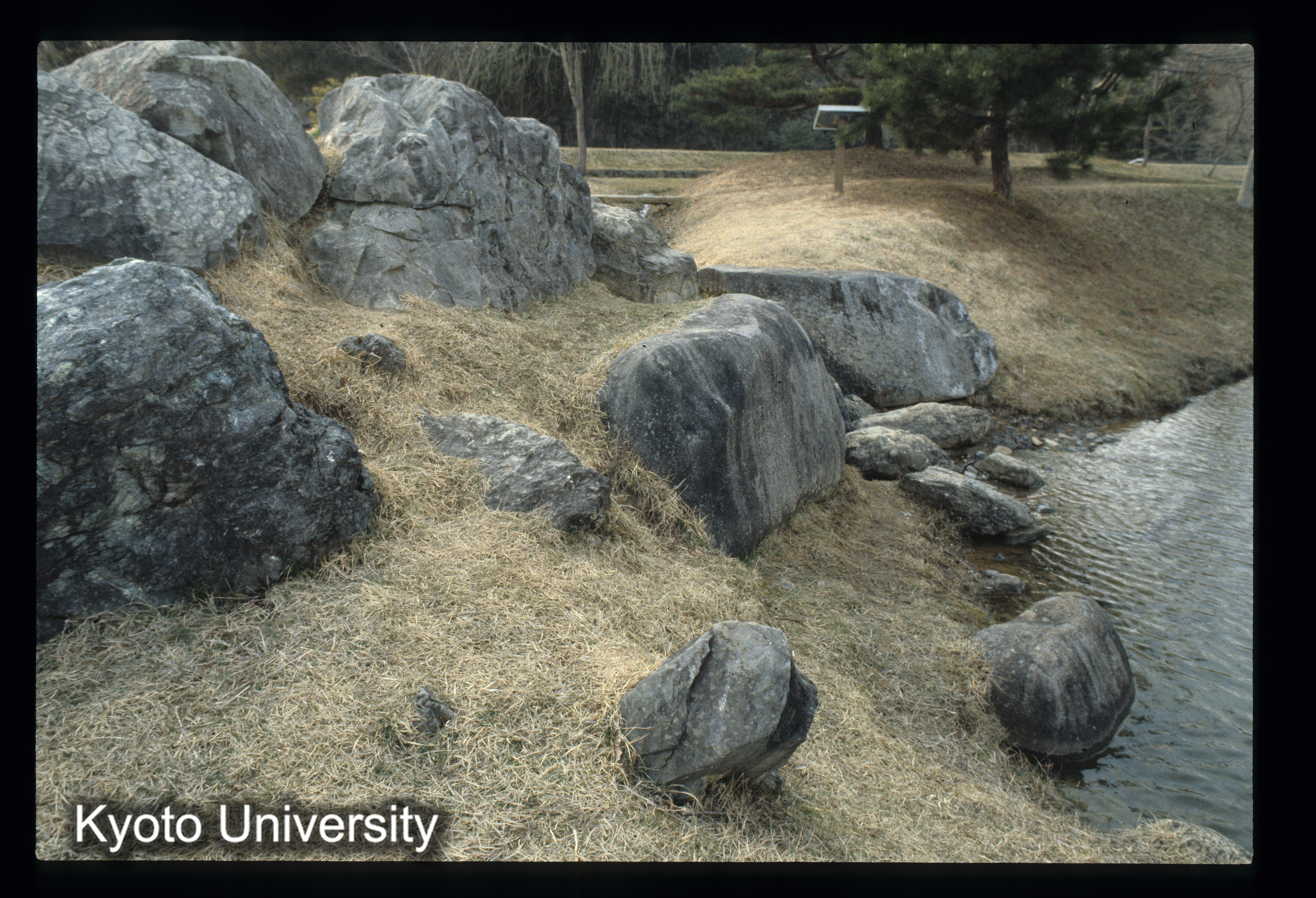 ［スライド］ (1)