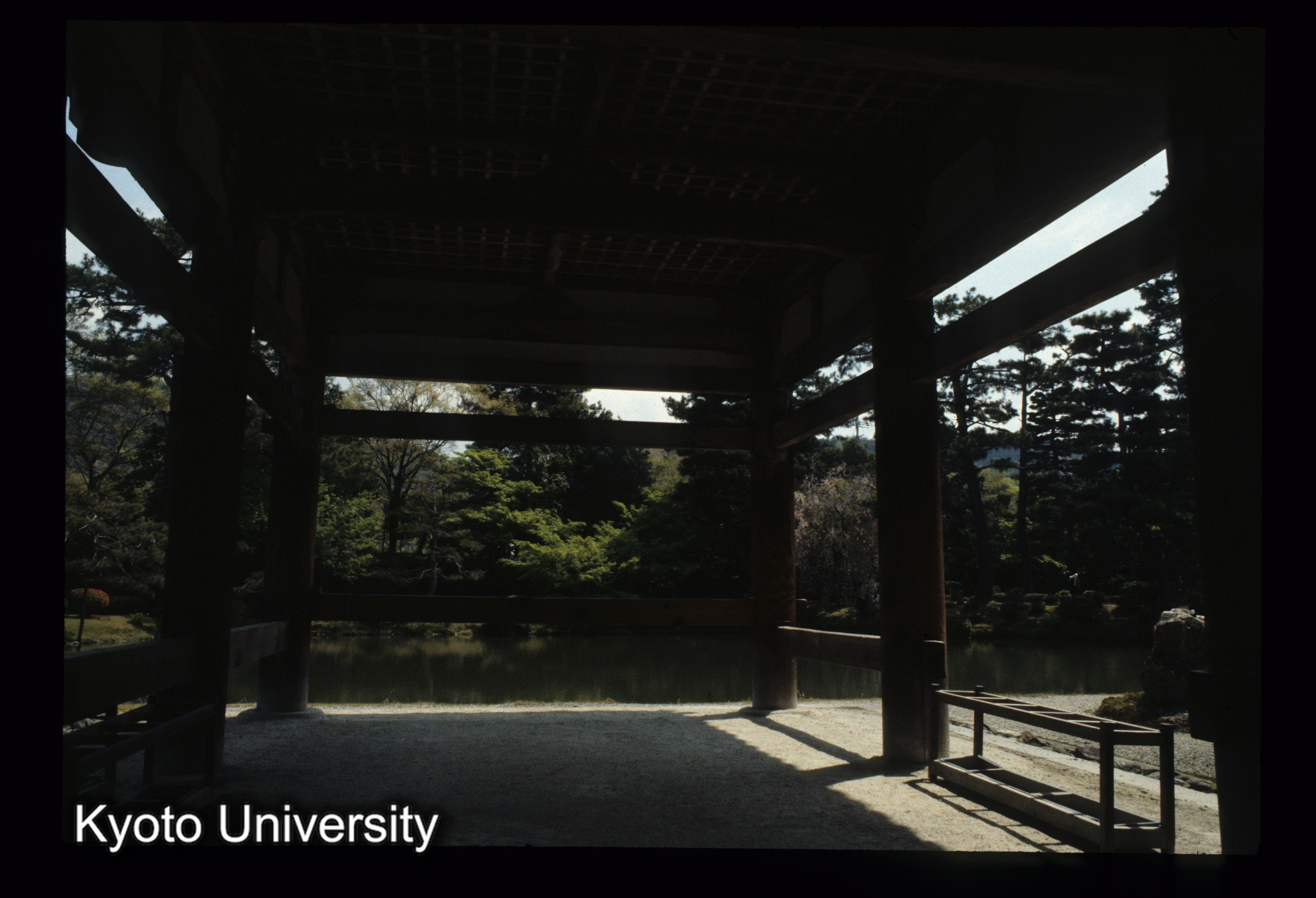 ［スライド］ (1)