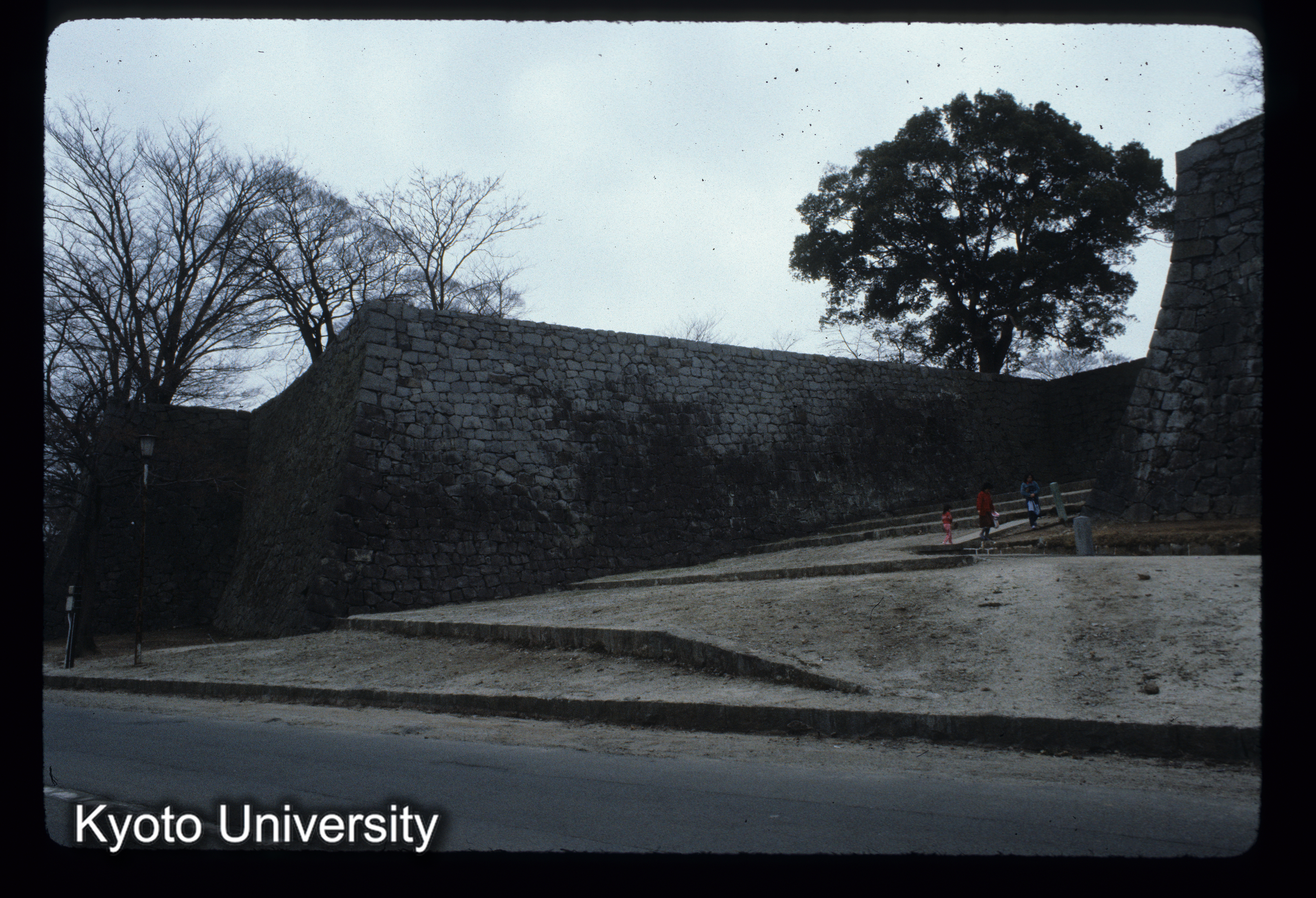 ［スライド］ (1)