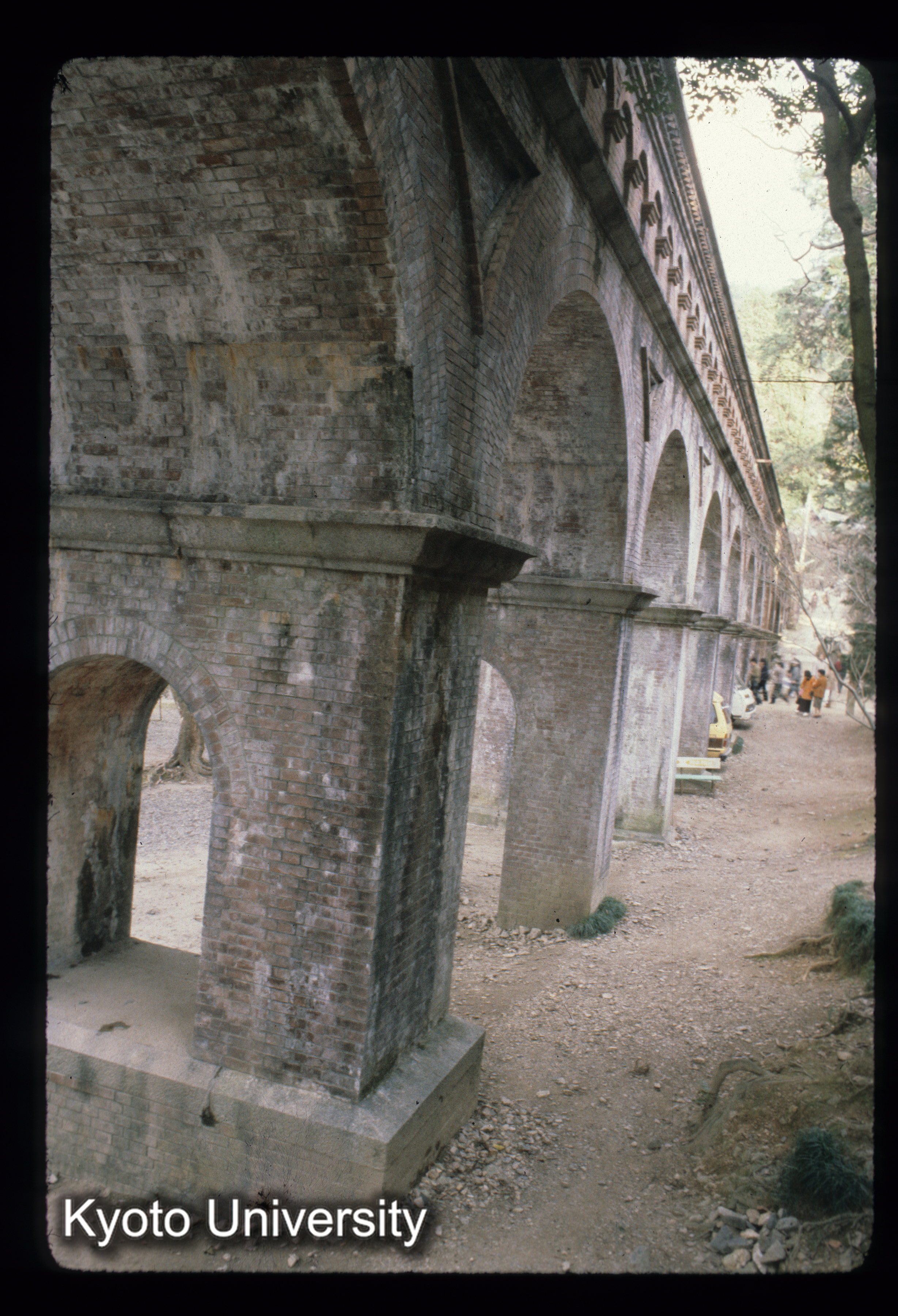 ［スライド］ (1)