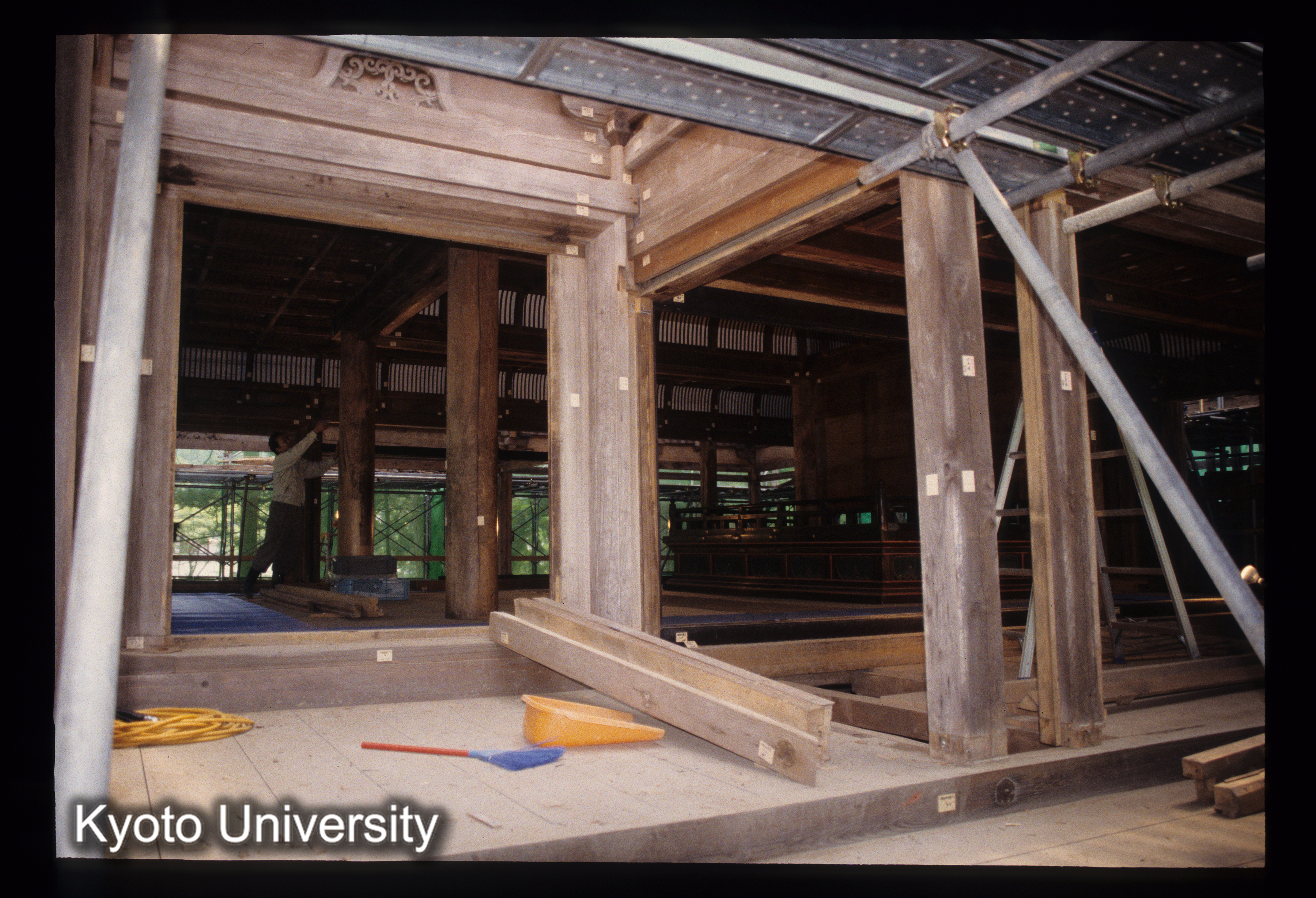 ［スライド］ (1)