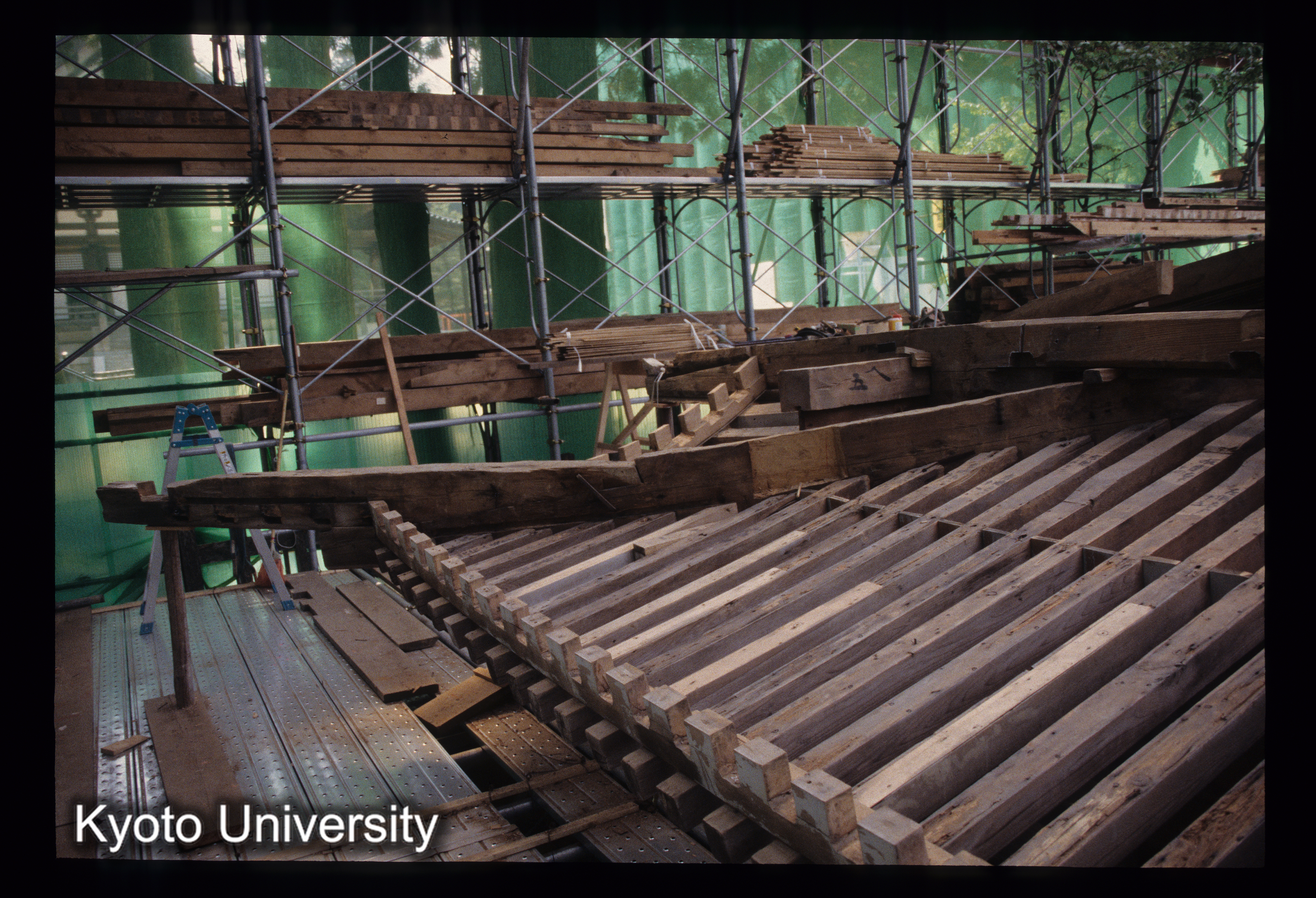 ［スライド］ (1)