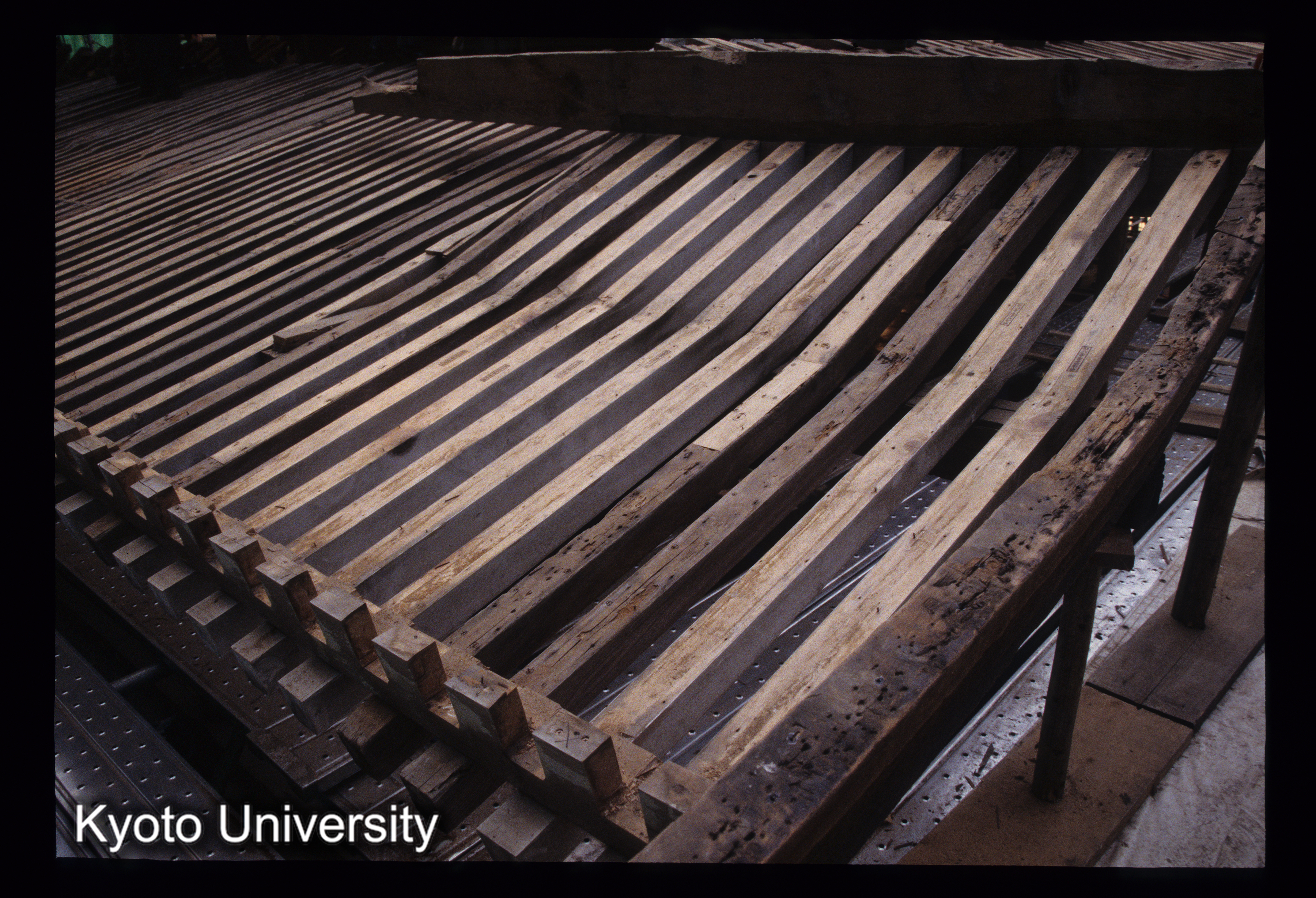 ［スライド］ (1)