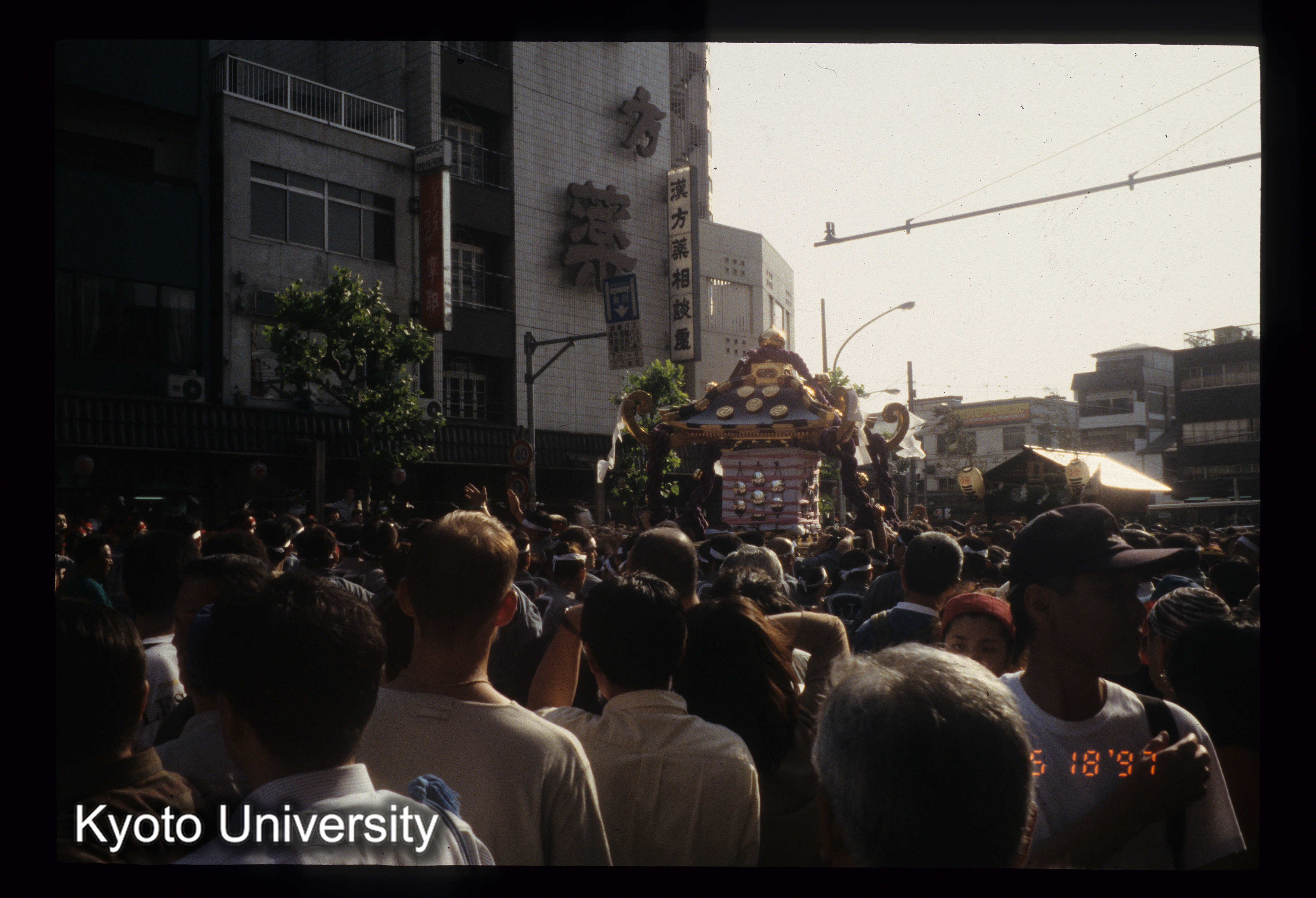 ［スライド］ (1)