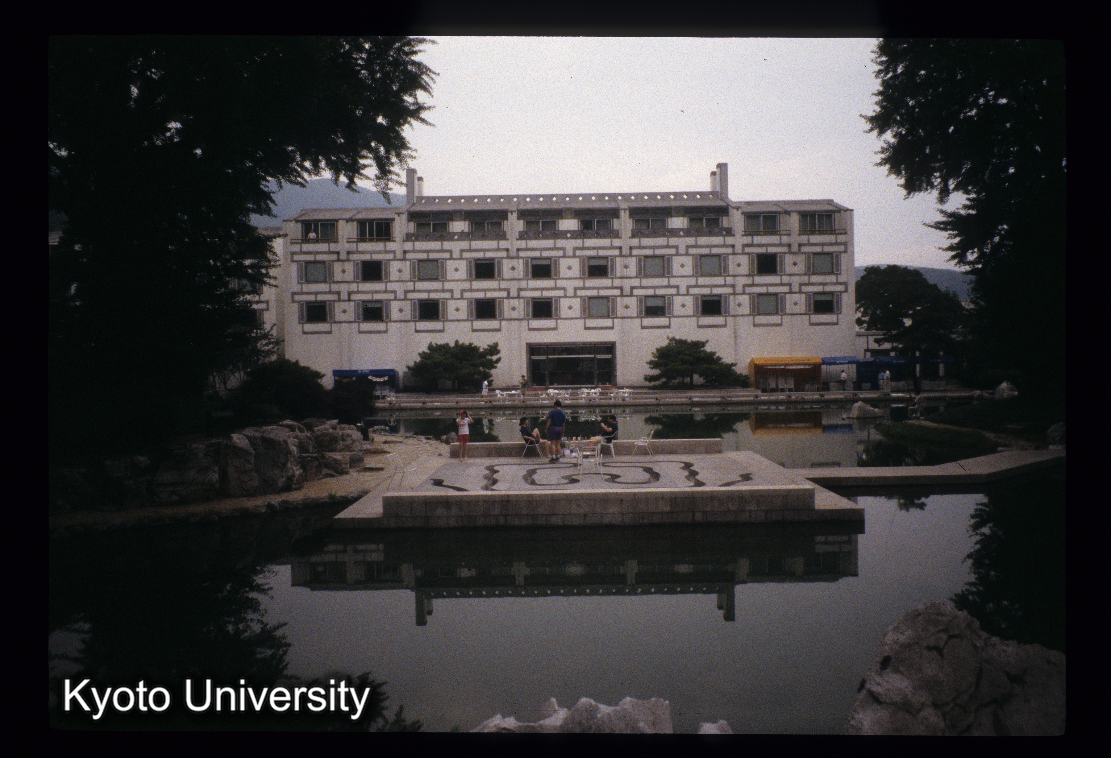 ［スライド］ (1)