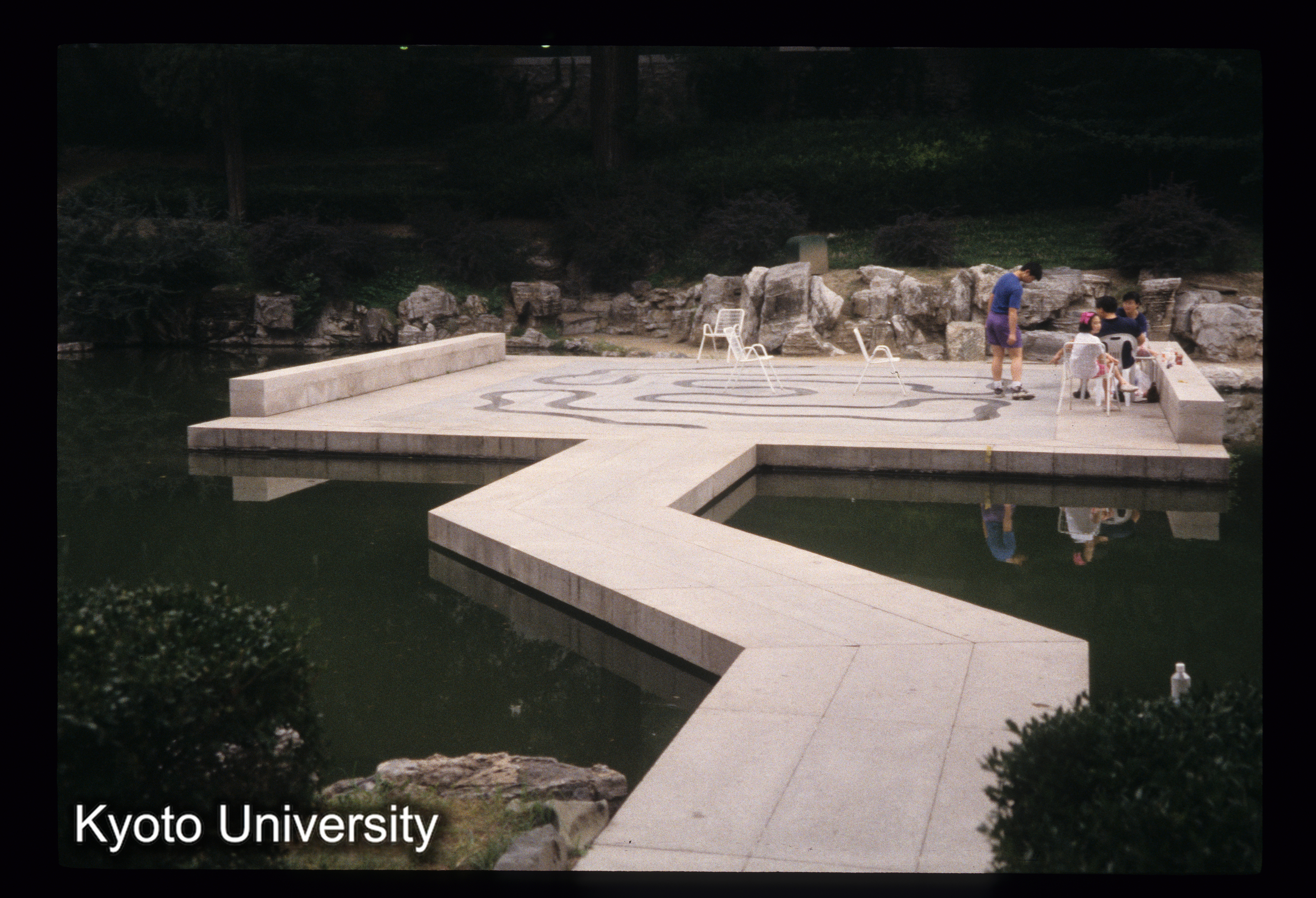 ［スライド］ (1)