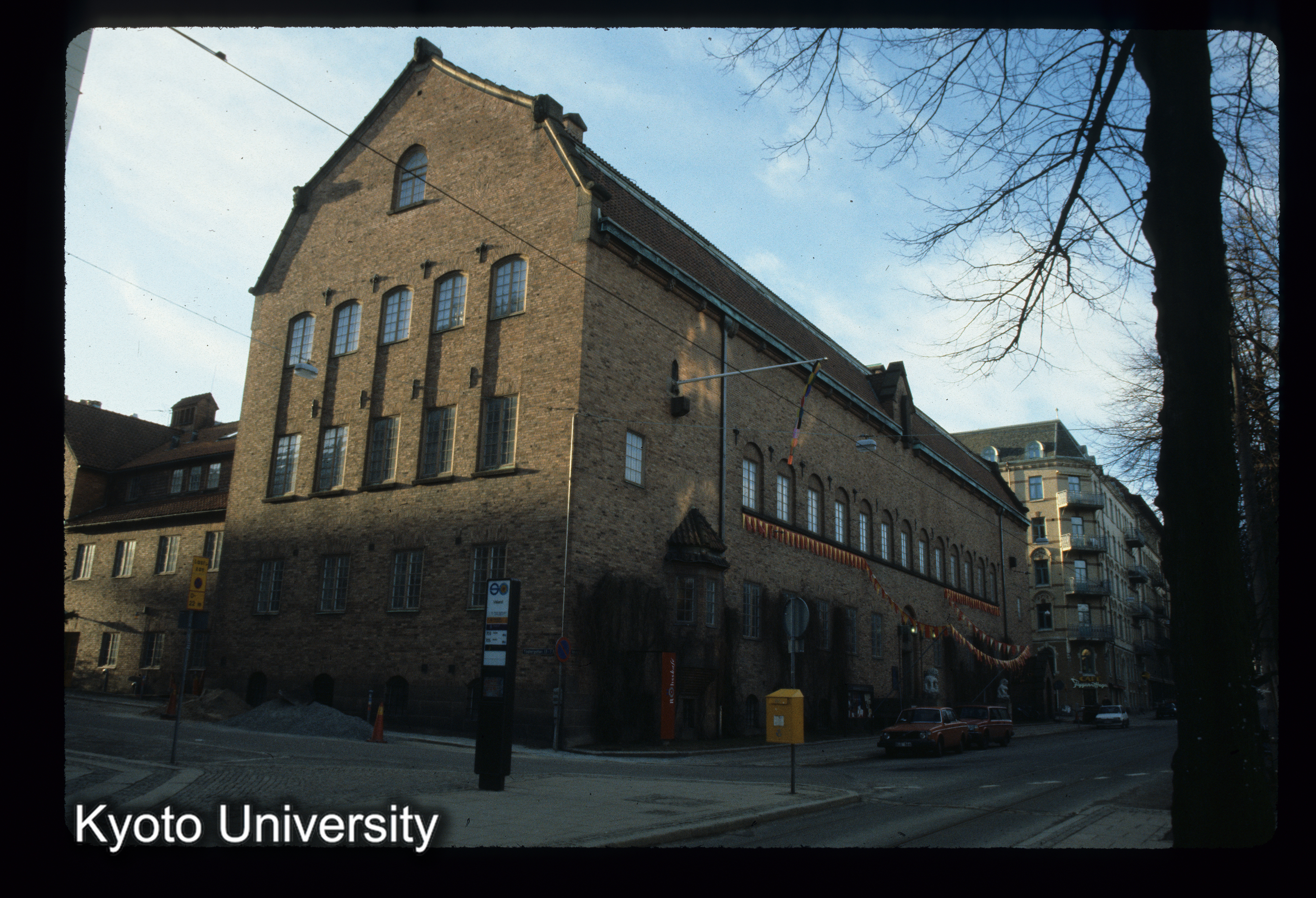 ［スライド］ (1)