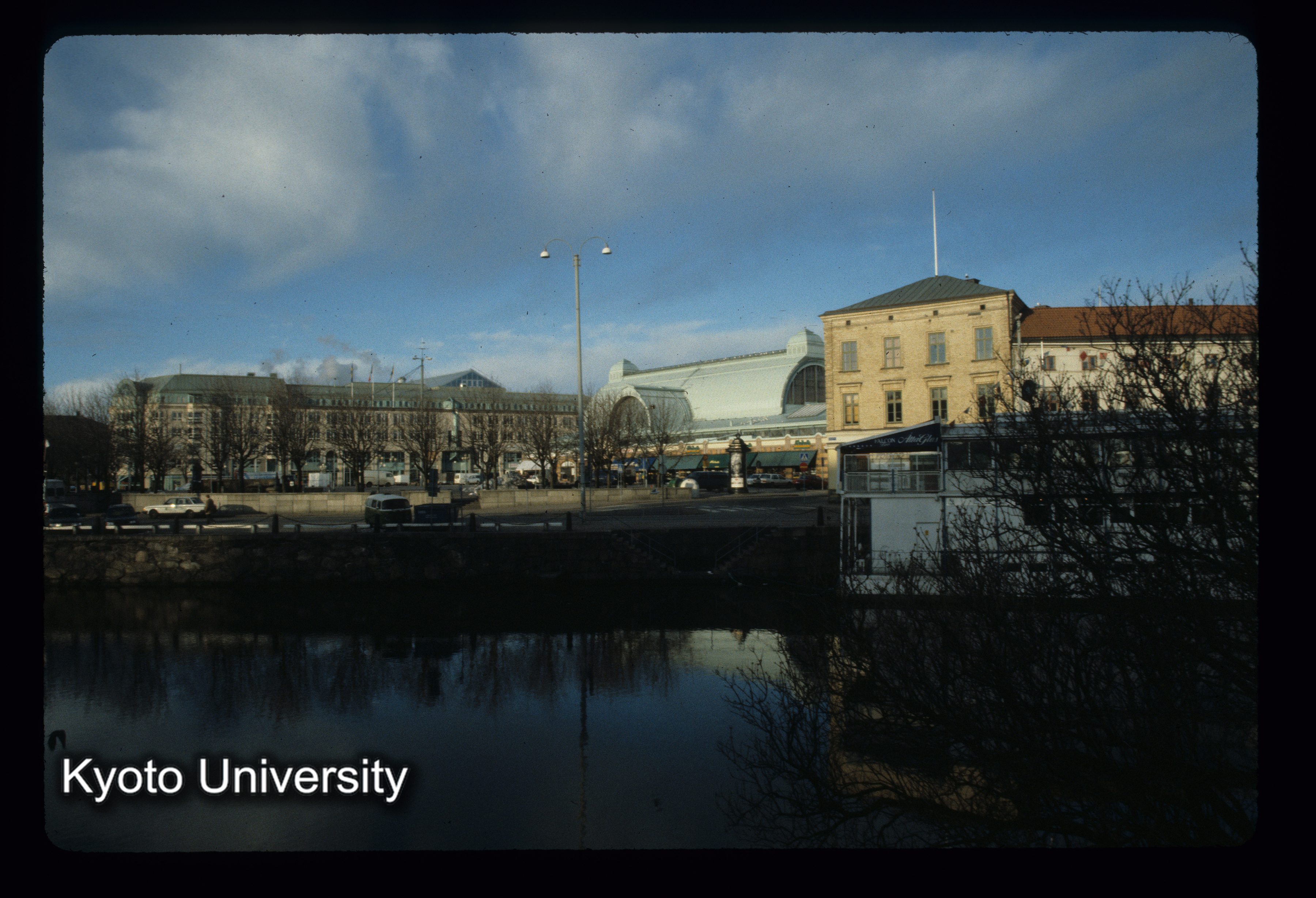 ［スライド］ (1)