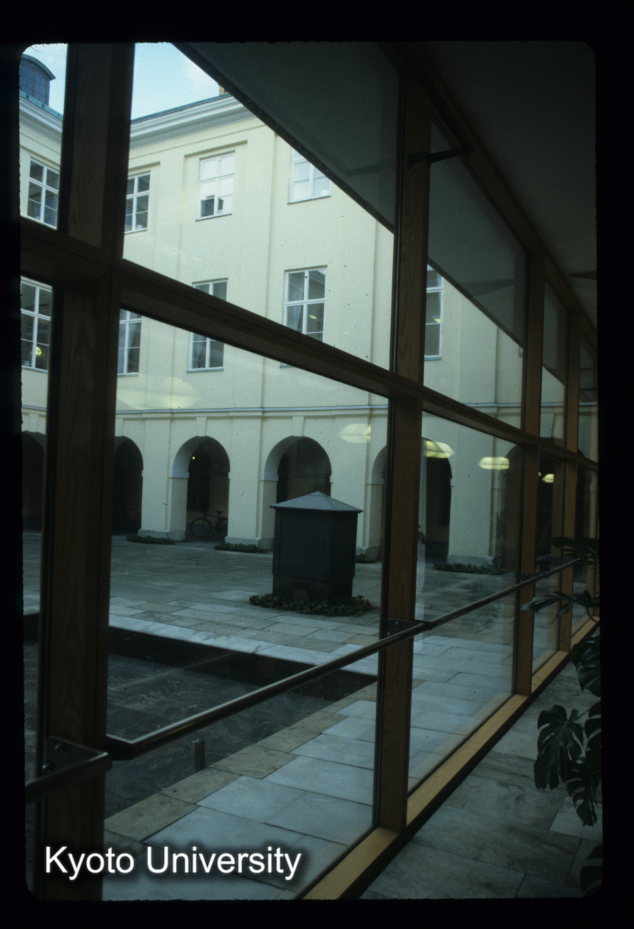 ［スライド］ (1)