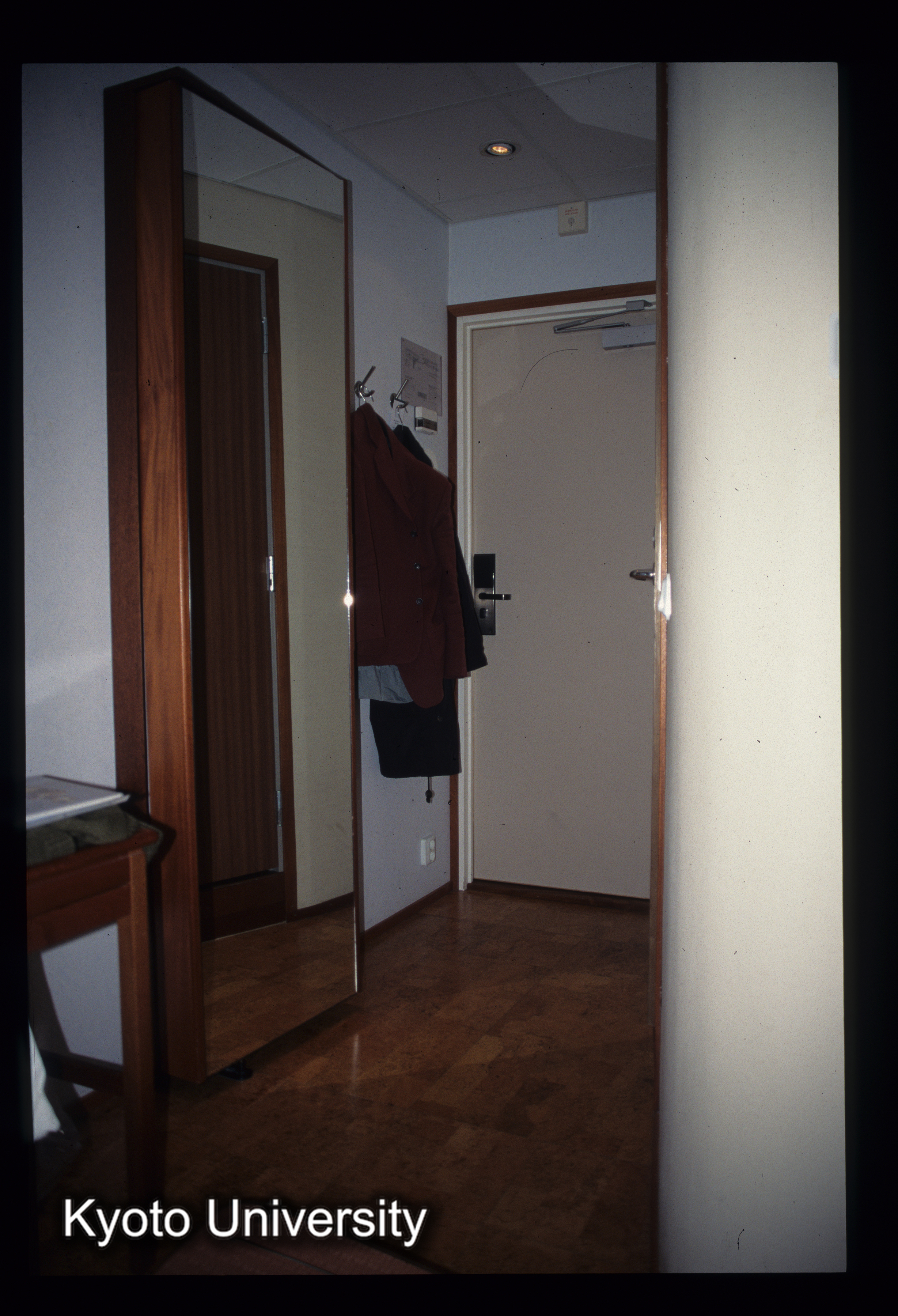 ［スライド］ (1)