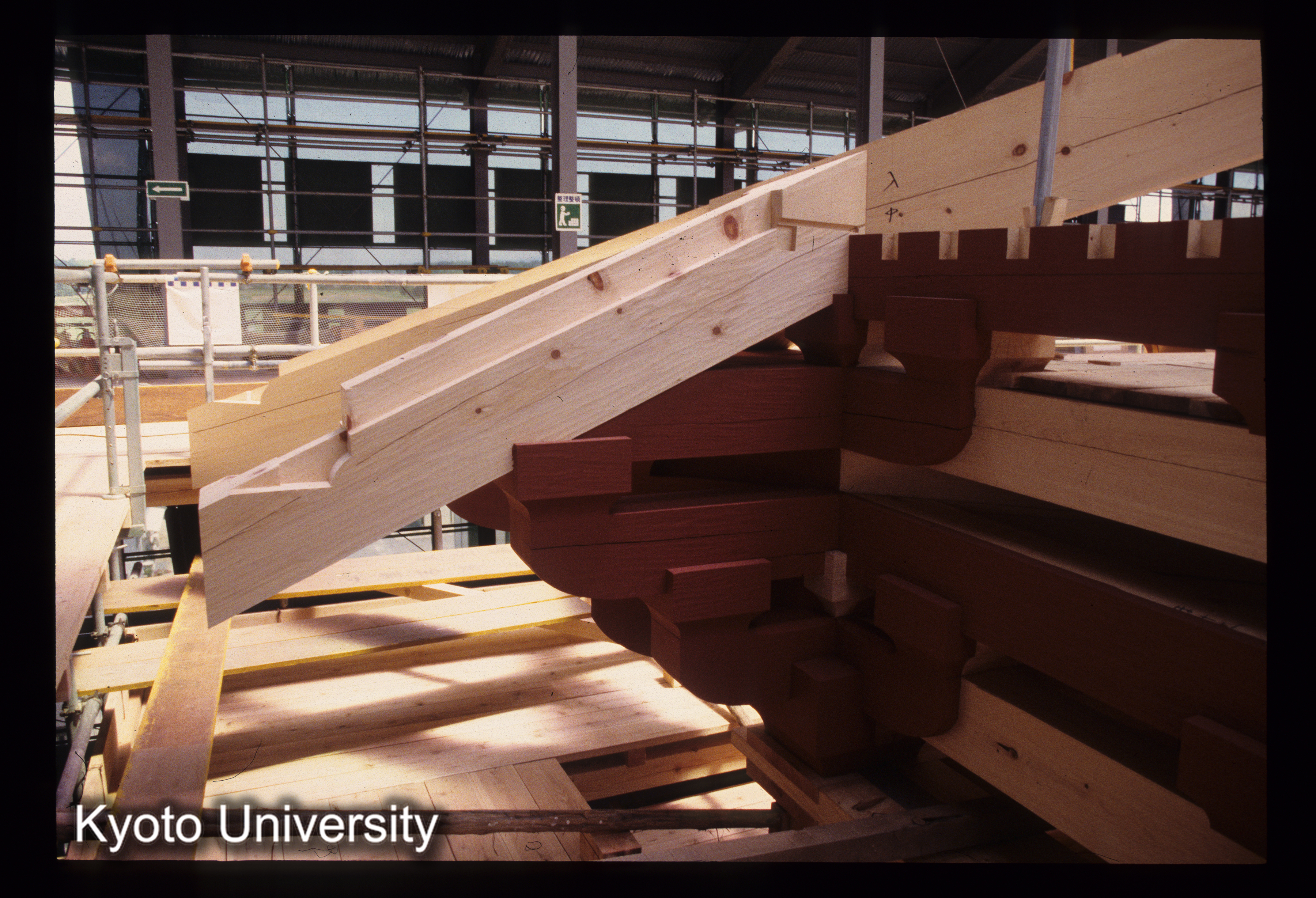 ［スライド］ (1)