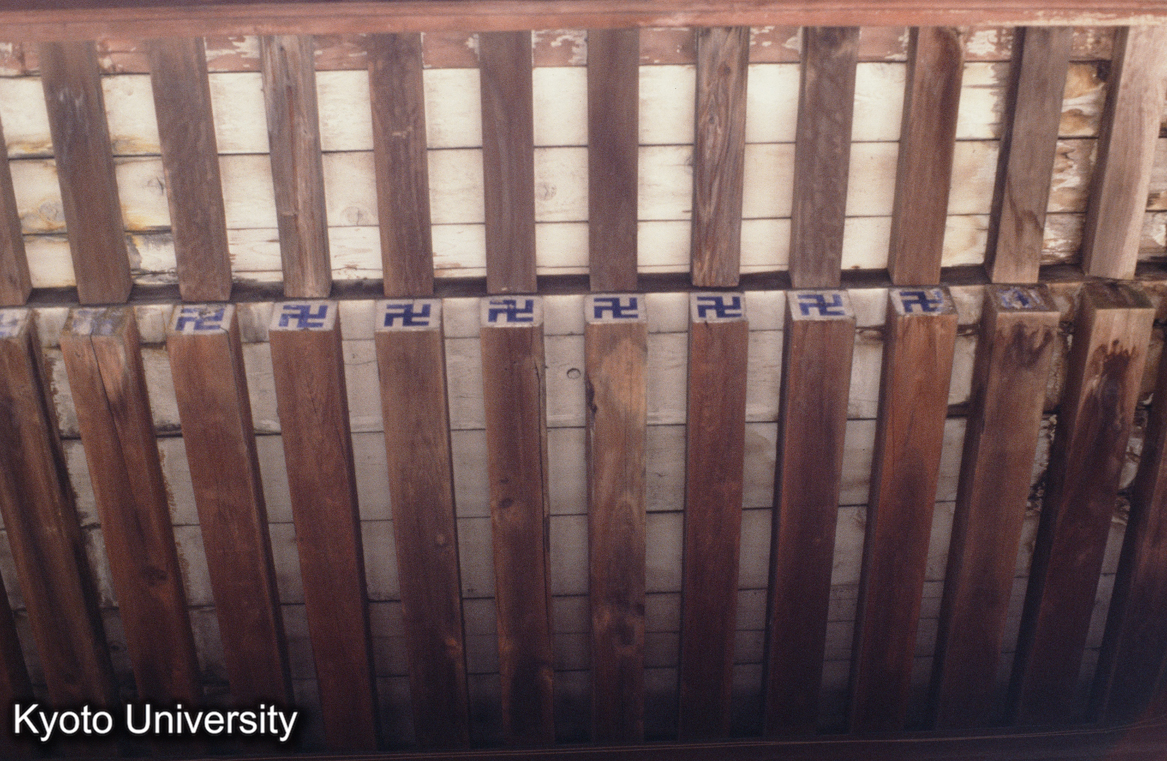 ［スライド］ (1)