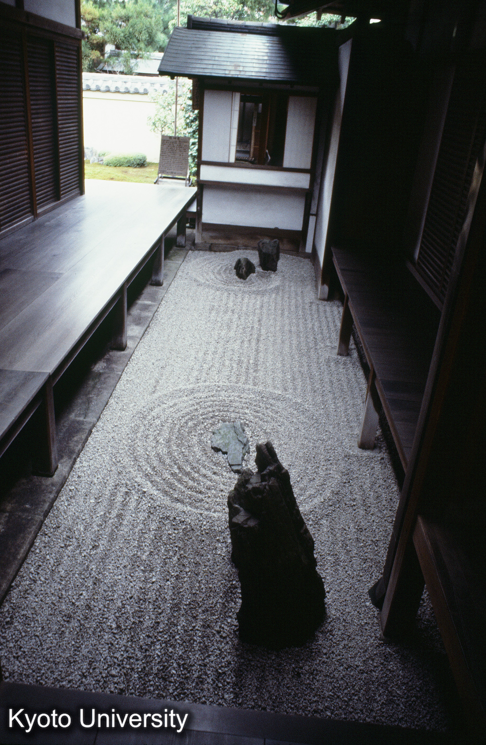 ［スライド］ (1)