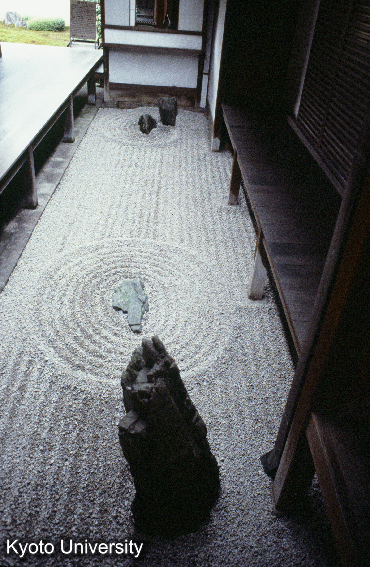 ［スライド］ (1)