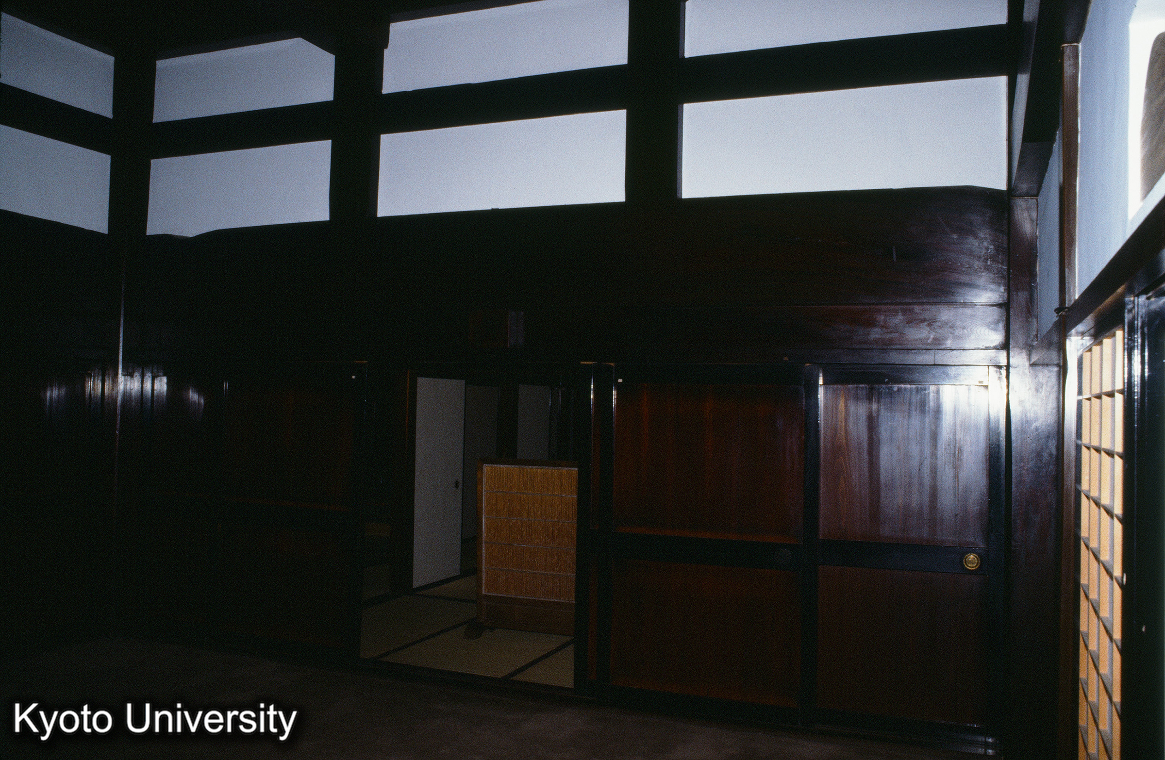 ［スライド］ (1)