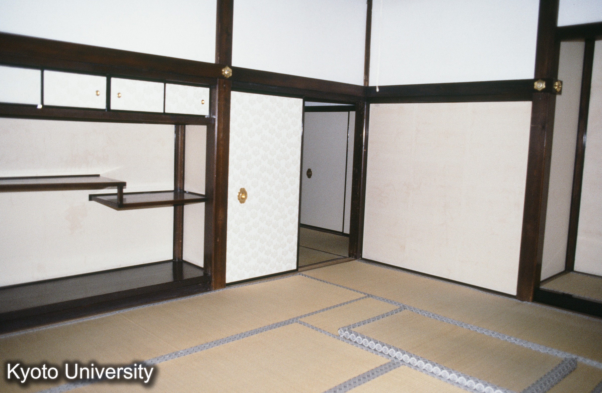 ［スライド］ (1)