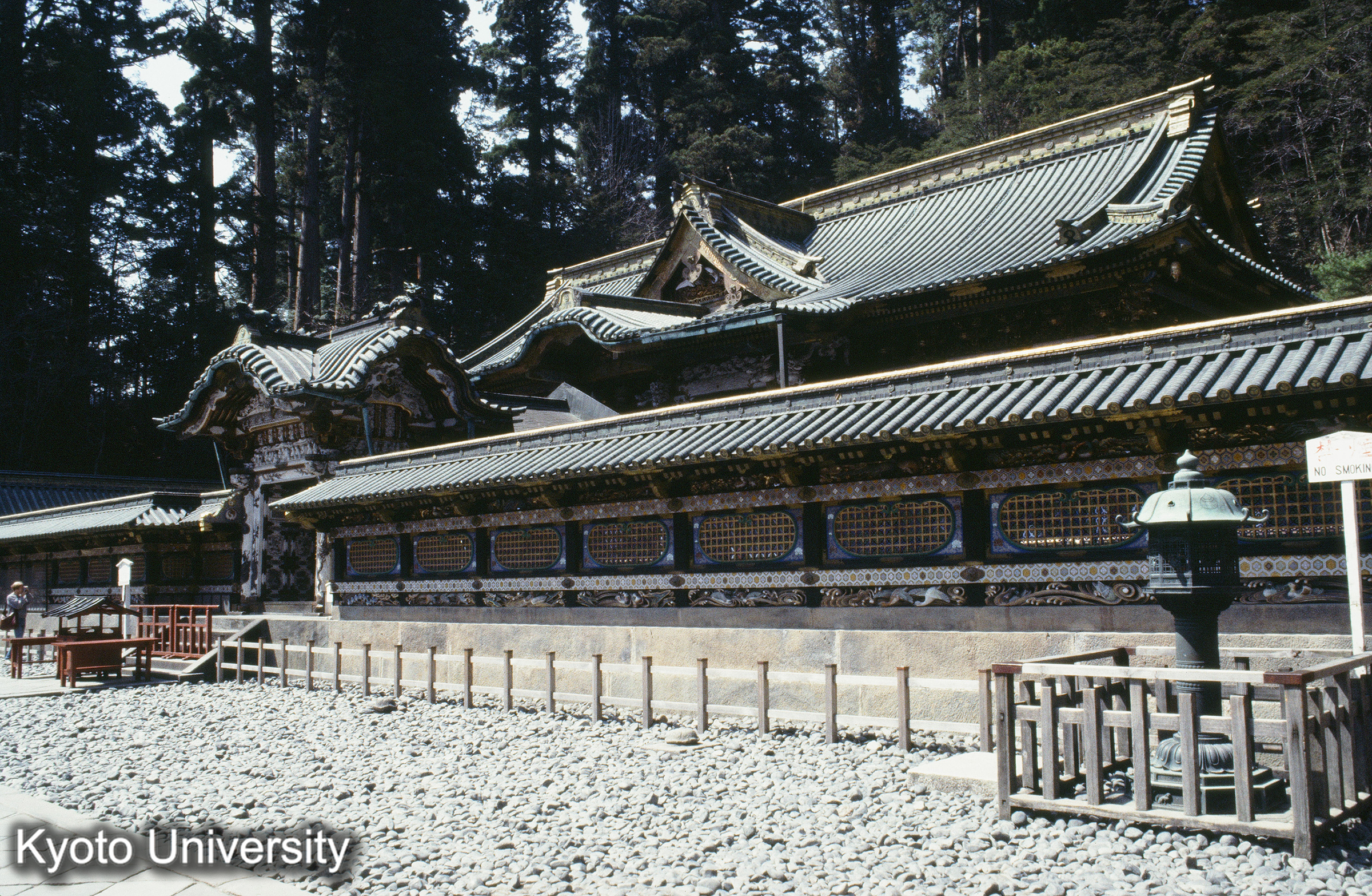 ［スライド］ (1)