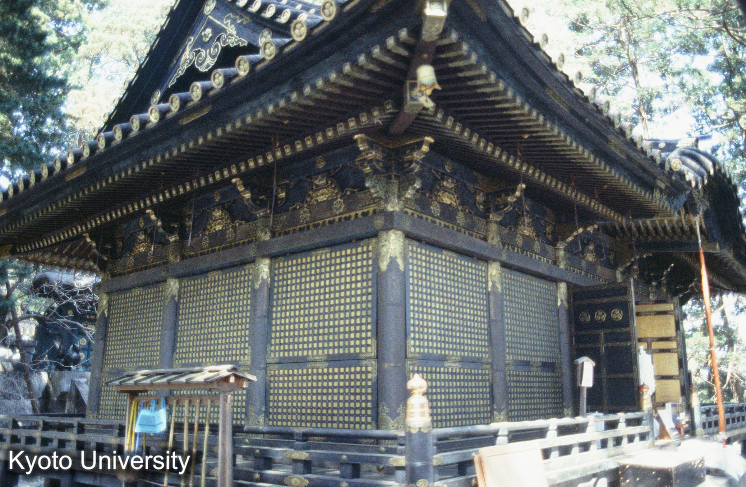 ［スライド］ (1)