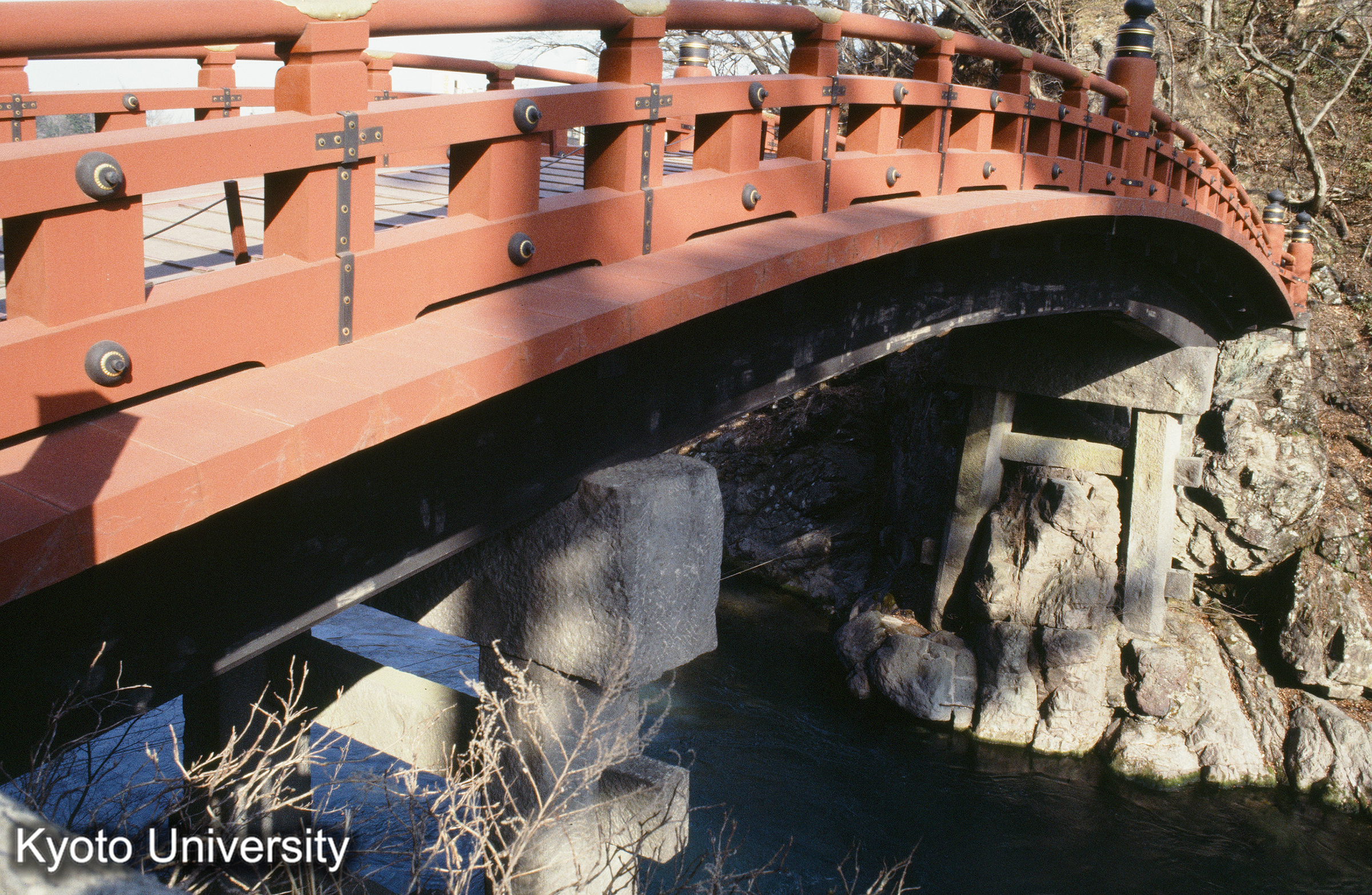 ［スライド］ (1)