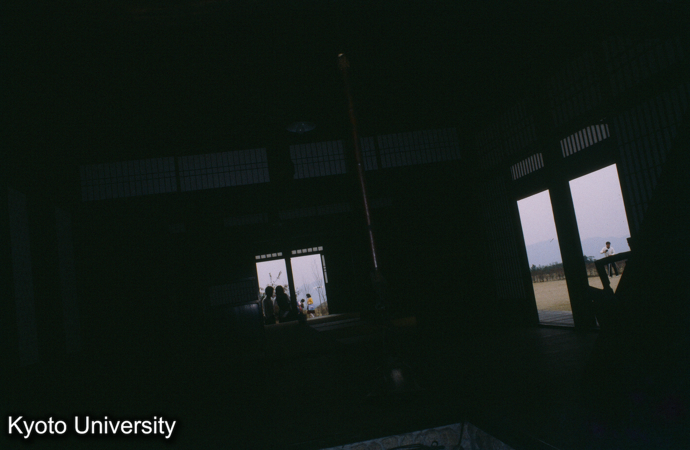 ［スライド］ (1)