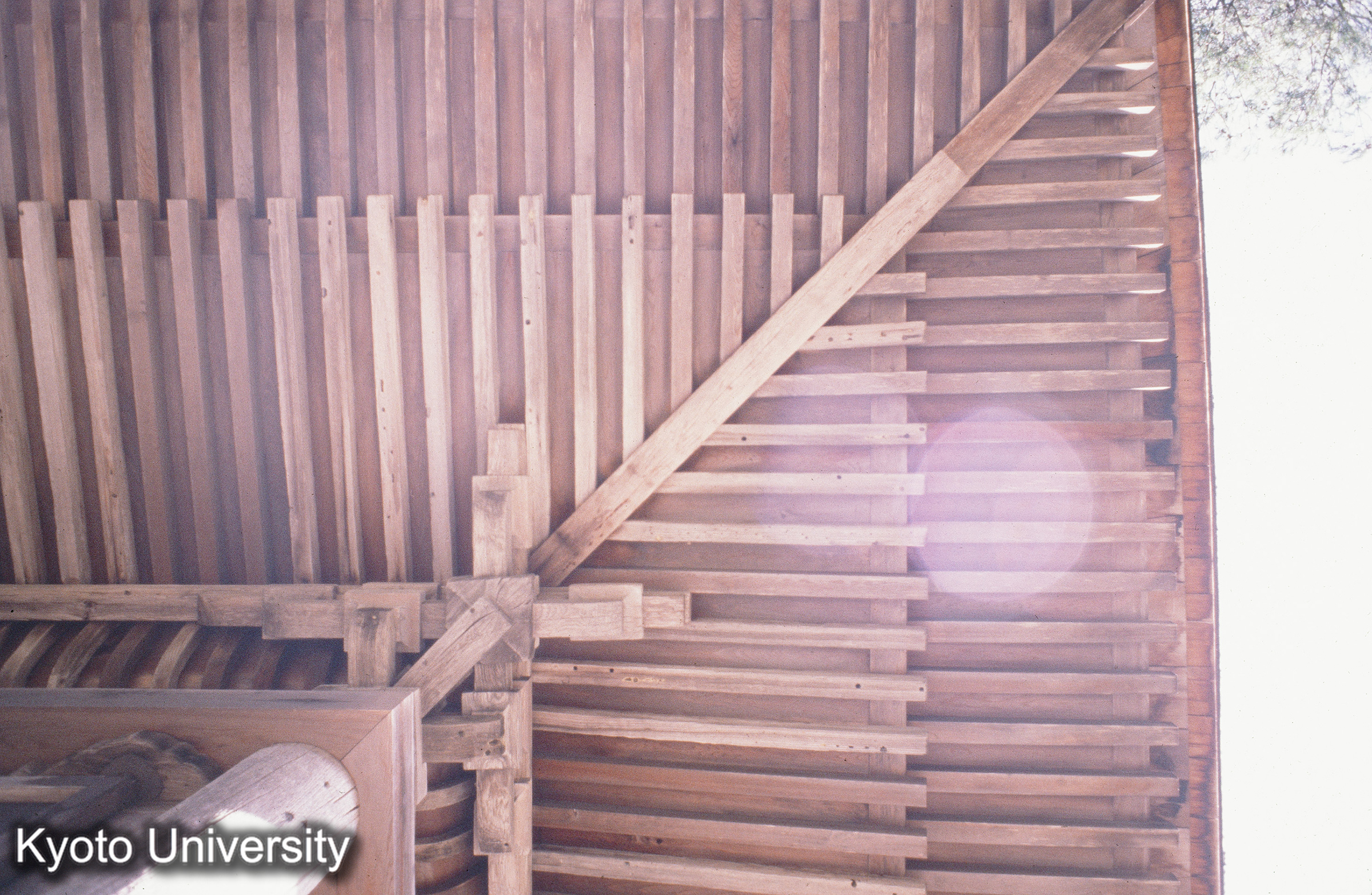 ［スライド］ (1)