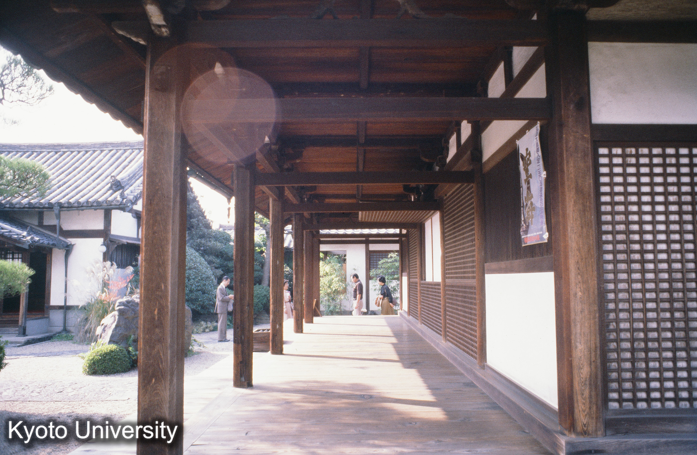 ［スライド］ (1)