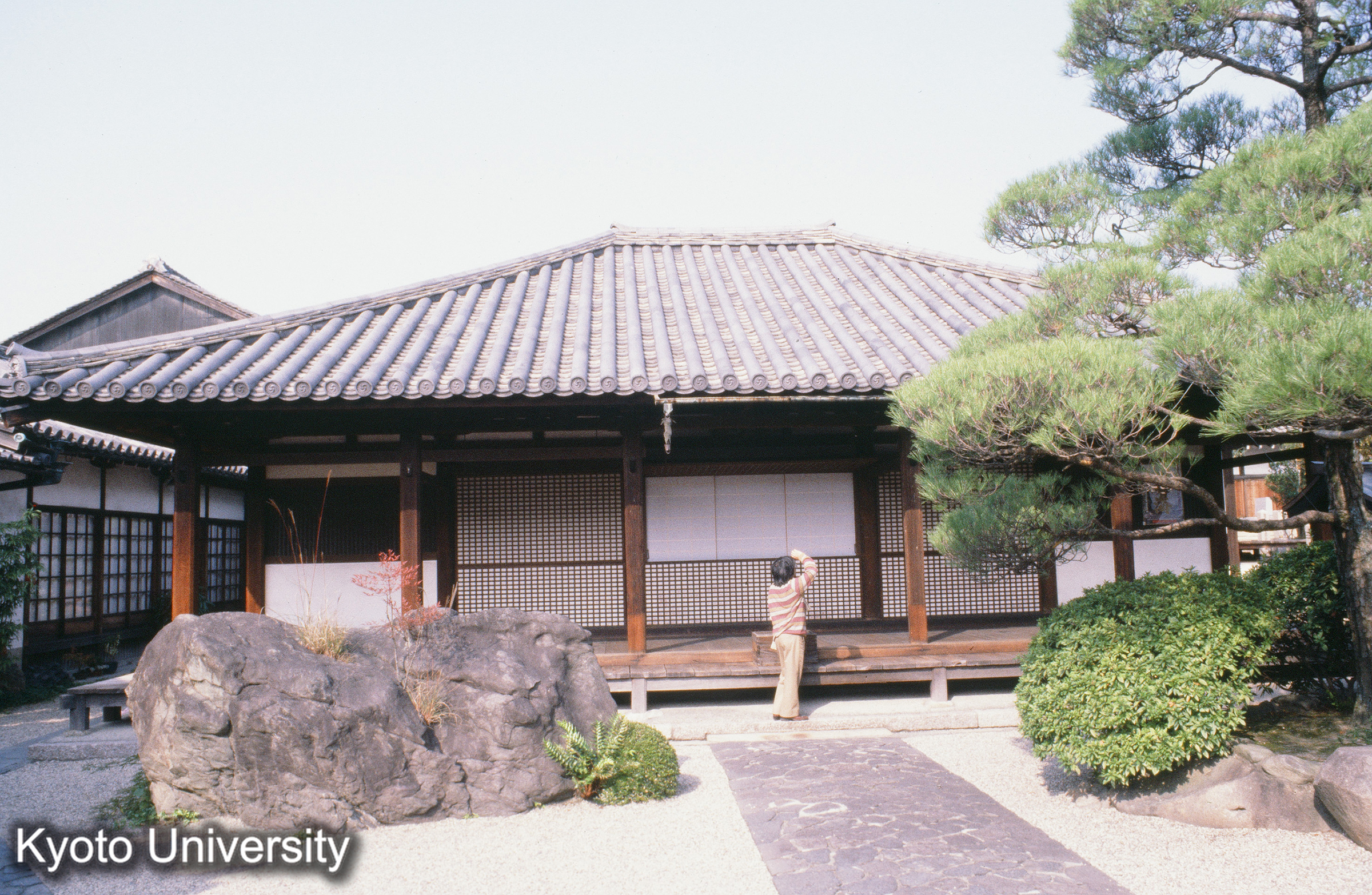 ［スライド］ (1)