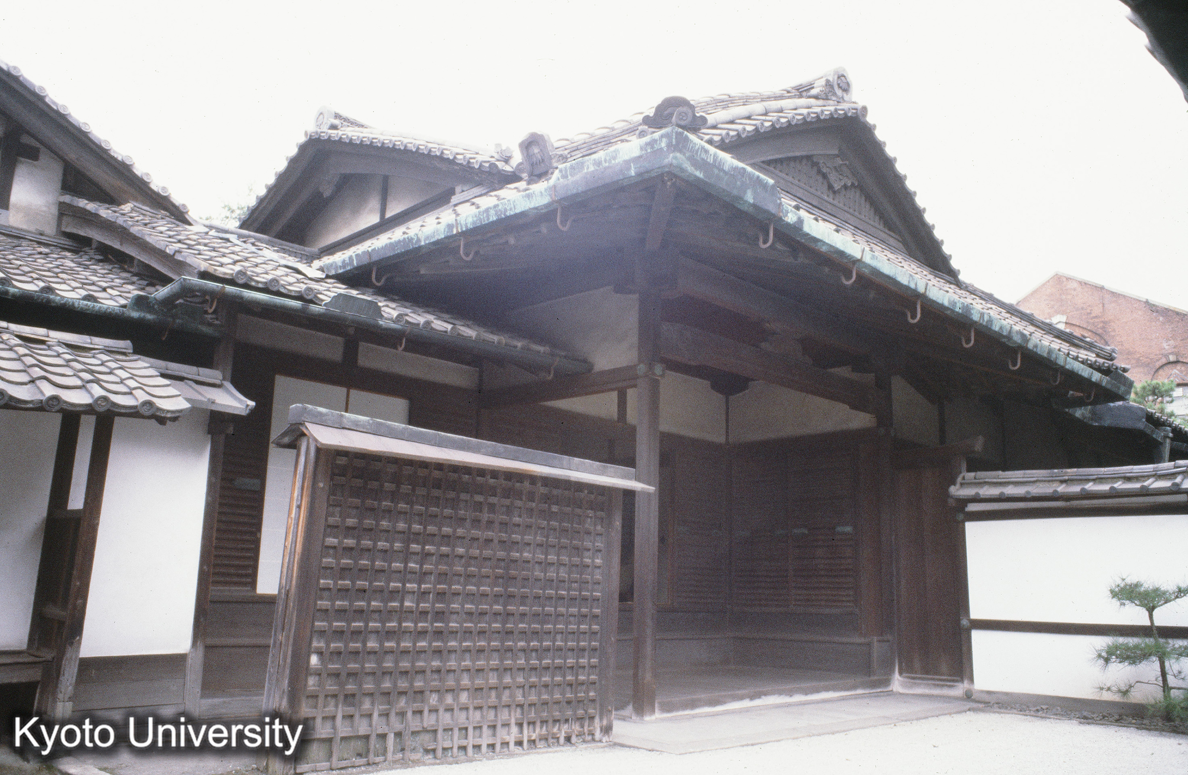 ［スライド］ (1)