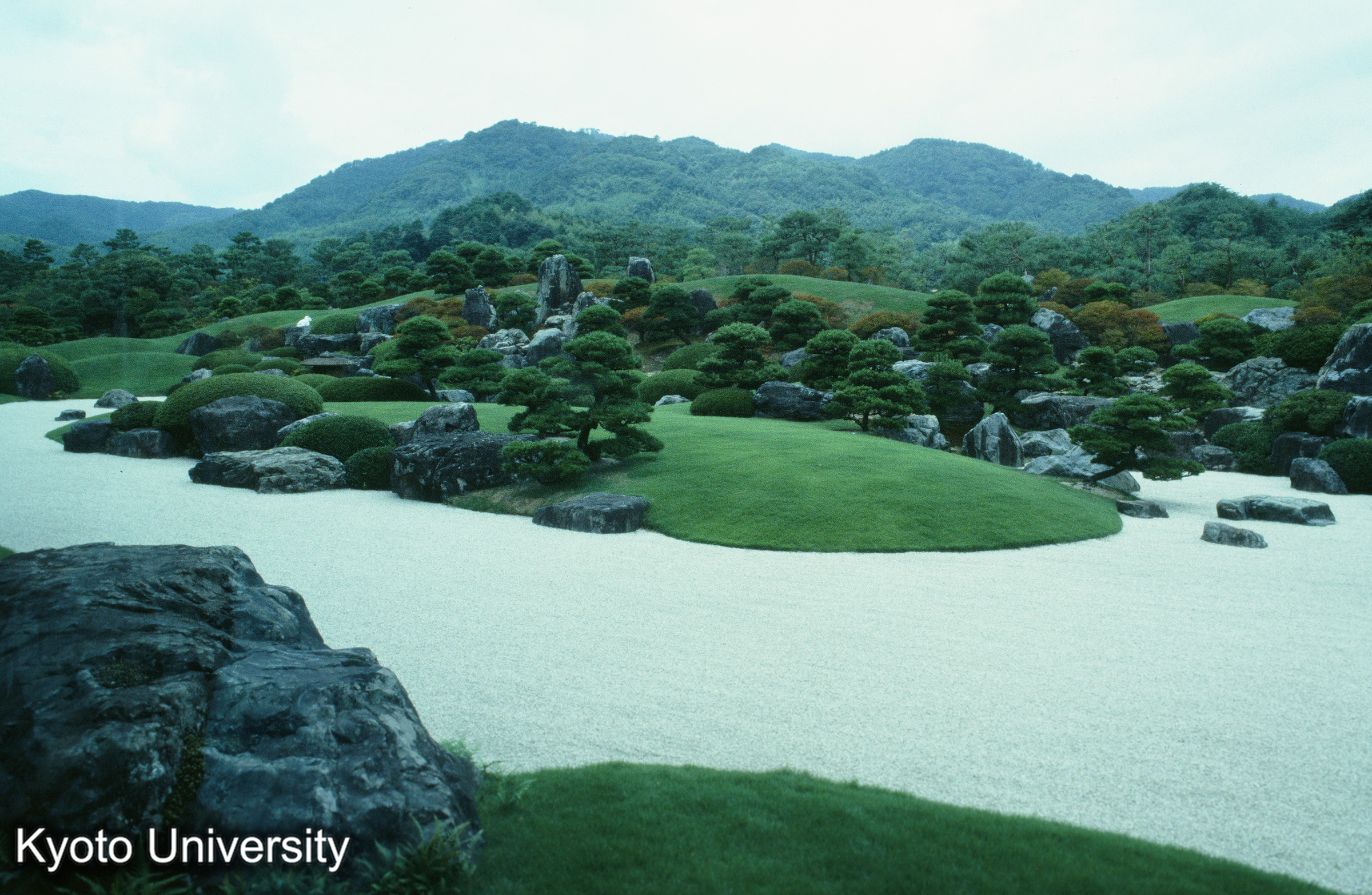 ［スライド］ (1)