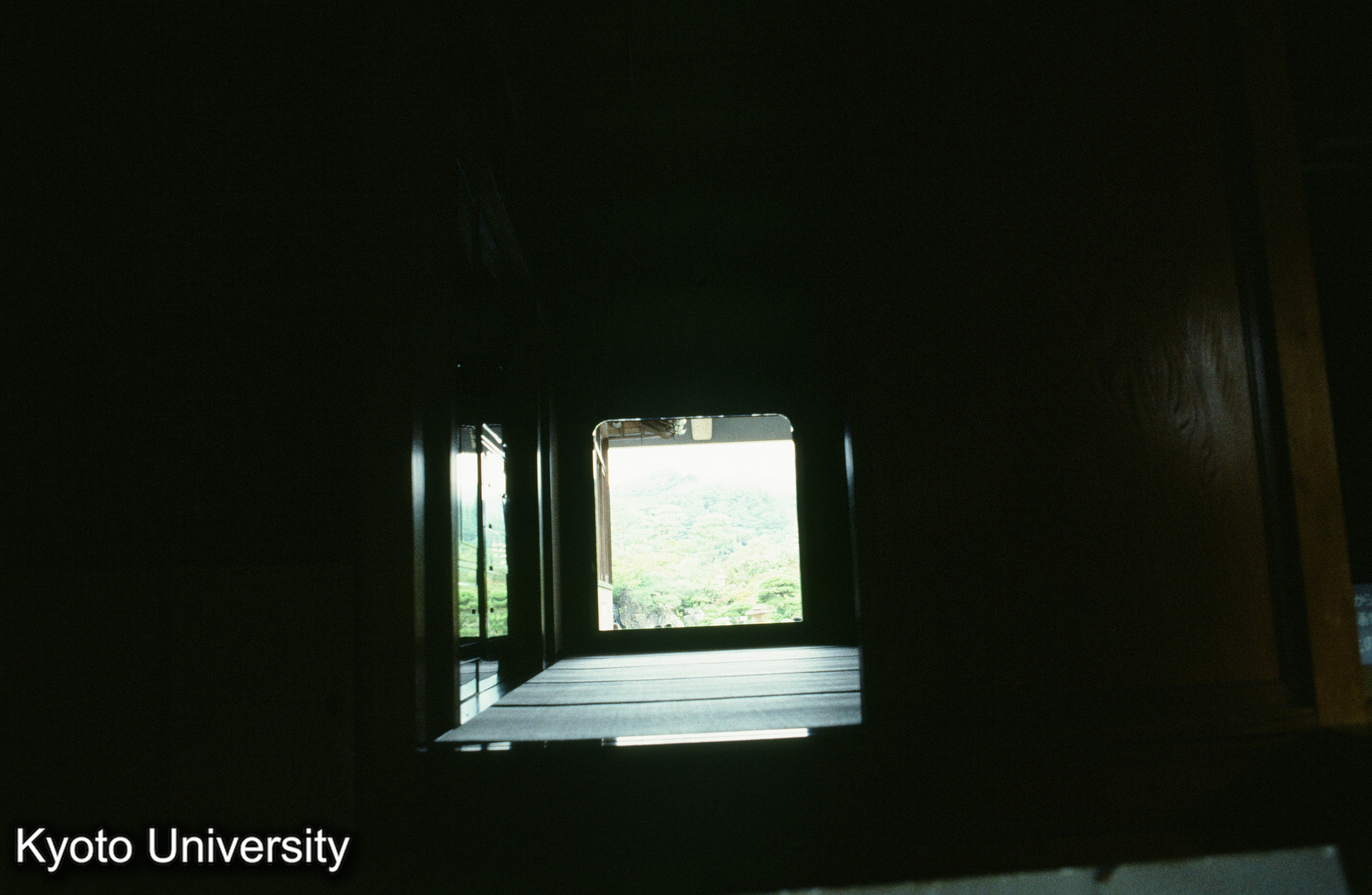 ［スライド］ (1)