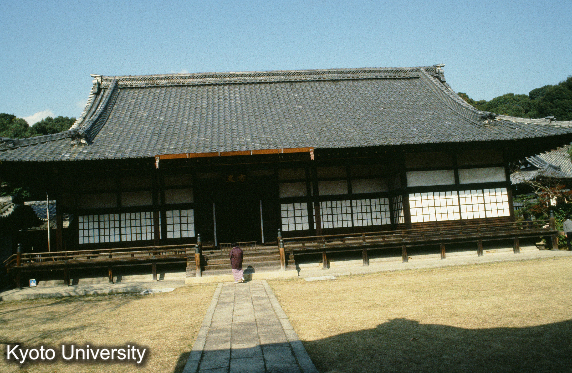 ［スライド］ (1)