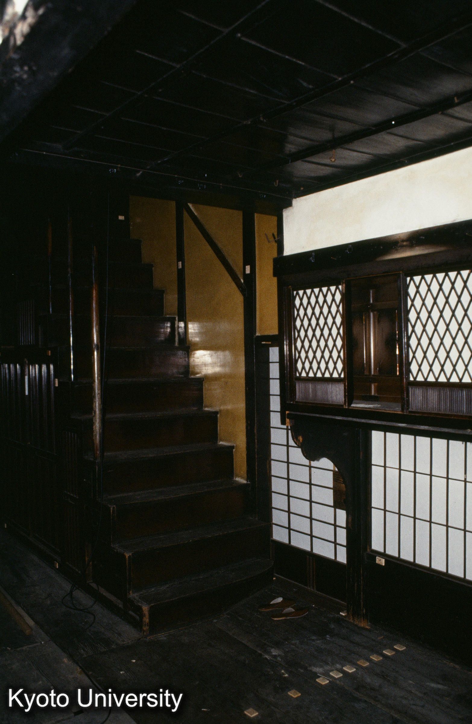 ［スライド］ (1)