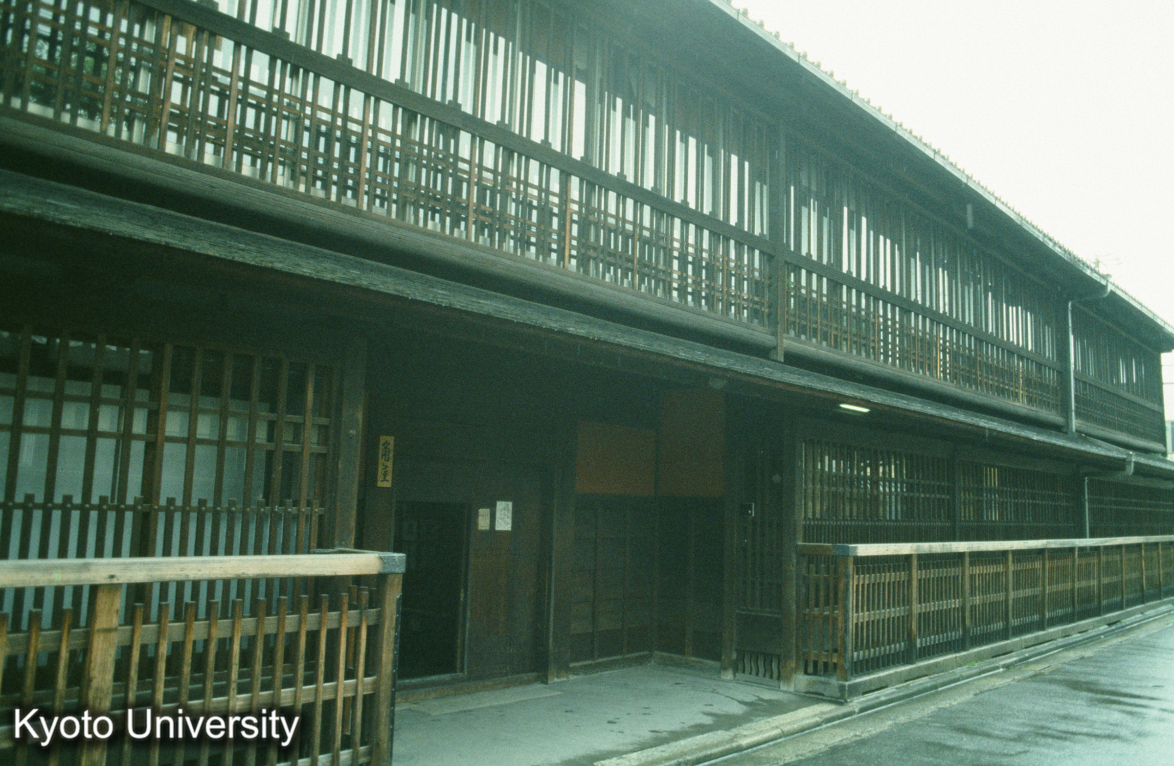 ［スライド］ (1)