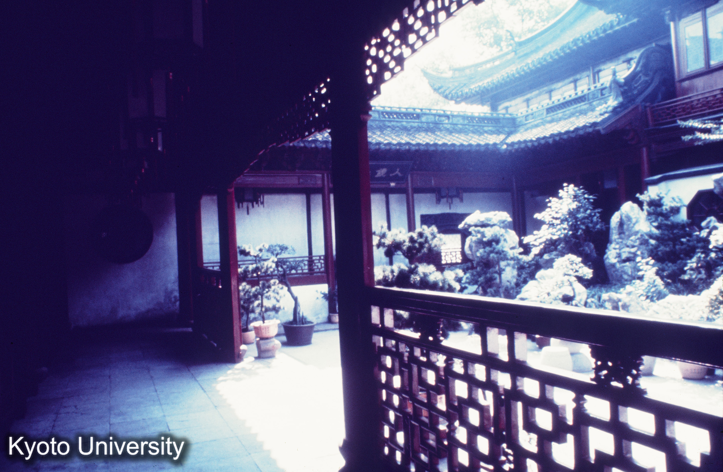 ［スライド］ (1)