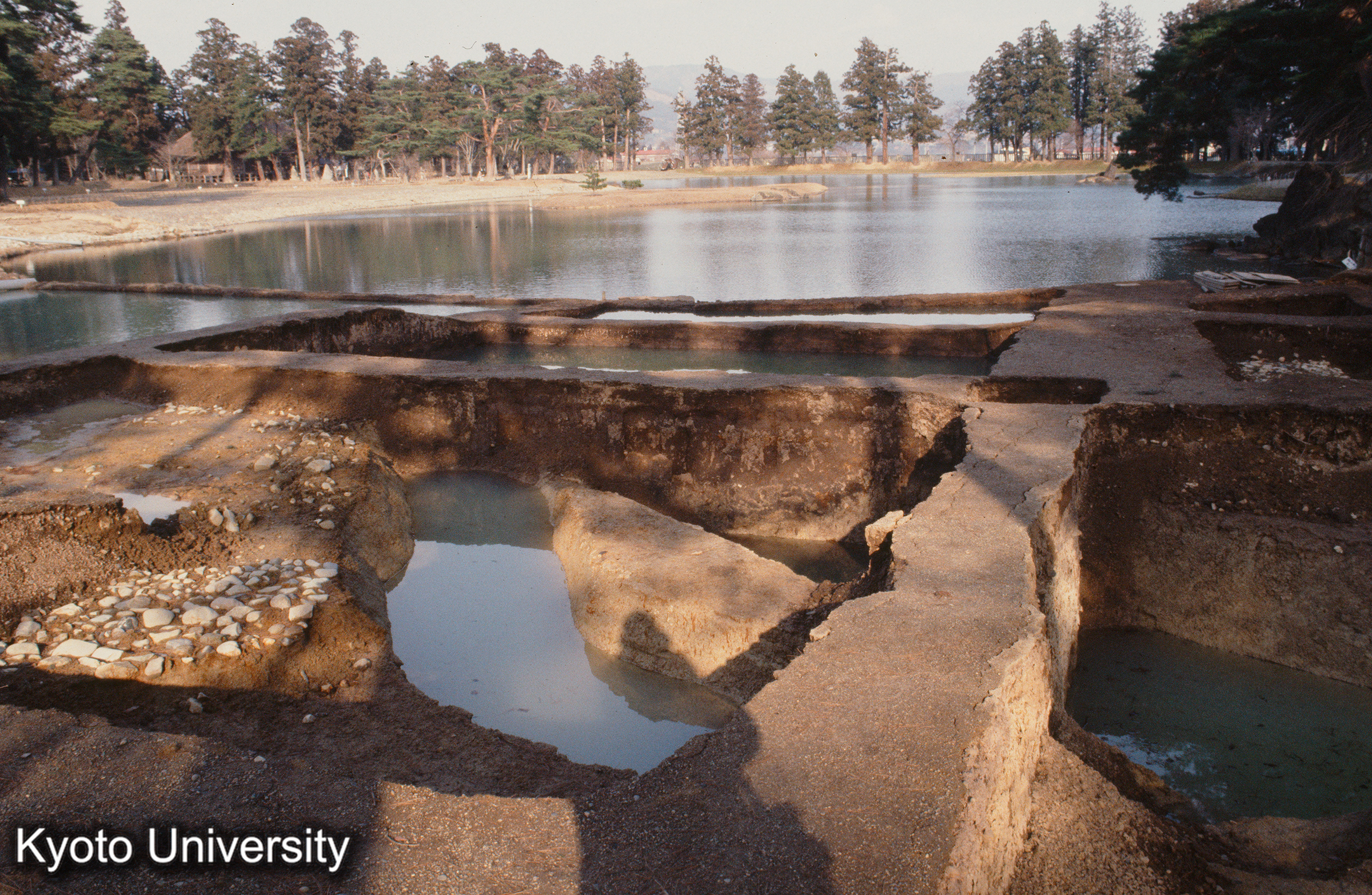 毛越寺 西南排水渠 (1)