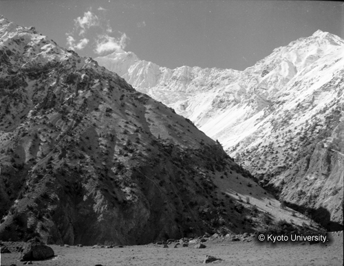 ヒンズークシ地域撮影フィルム : F-31-8 (1)