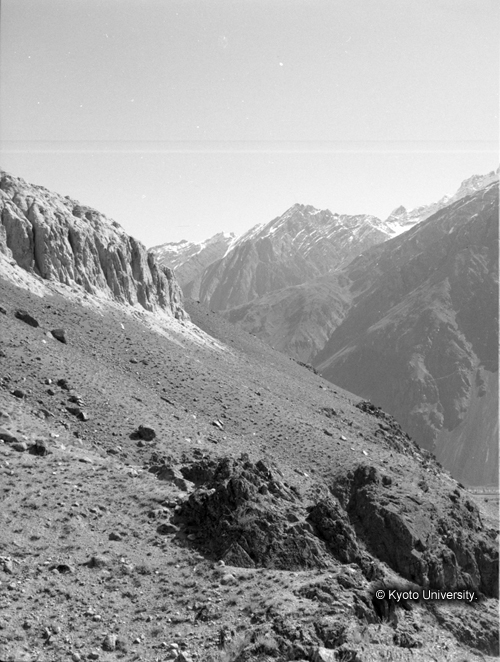 ヒンズークシ地域撮影フィルム : F-37-10 (1)