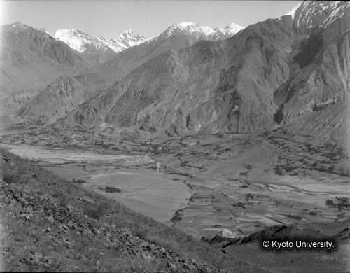 ヒンズークシ地域撮影フィルム : F-37-13 (1)