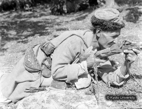 ヒンズークシ地域撮影フィルム : F-13-8 (1)