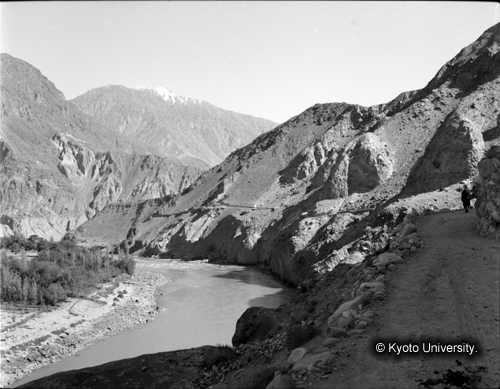 ヒンズークシ地域撮影フィルム : F-44-11 (1)