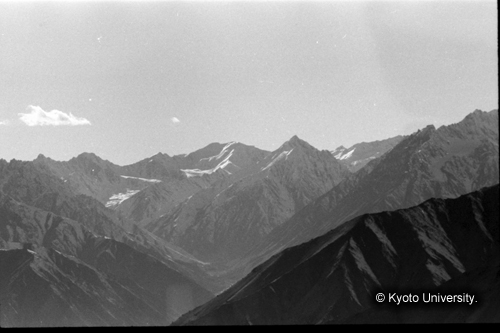 ヒンズークシ地域撮影フィルム : LF-13-8 (1)