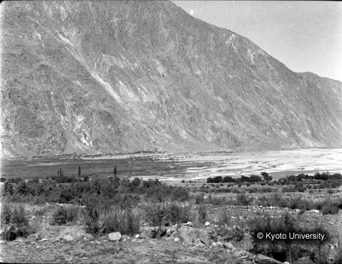 ヒンズークシ地域撮影フィルム : F-10-12 (1)