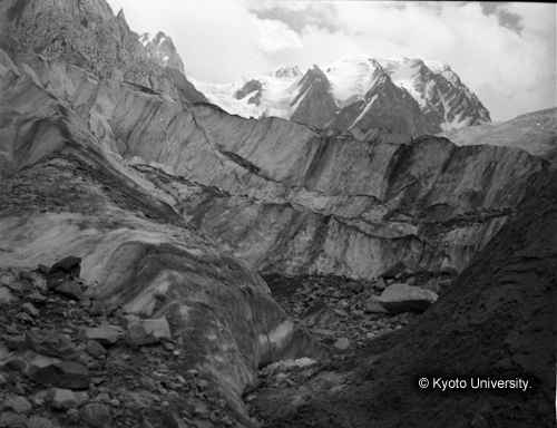 ヒンズークシ地域撮影フィルム : F-22-16 (1)