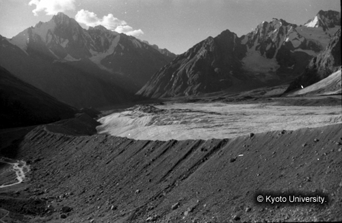 ヒンズークシ地域撮影フィルム : LF-5-9 (1)